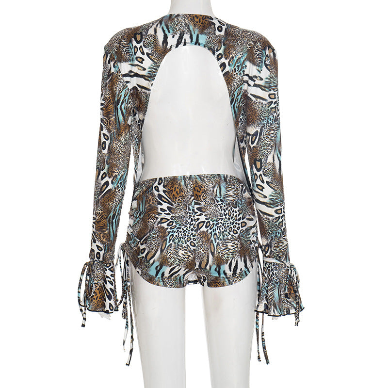 Women Fall Gradient Leopard Print Long-Sleeved Backless Top and Shorts Two-Piece Set 5