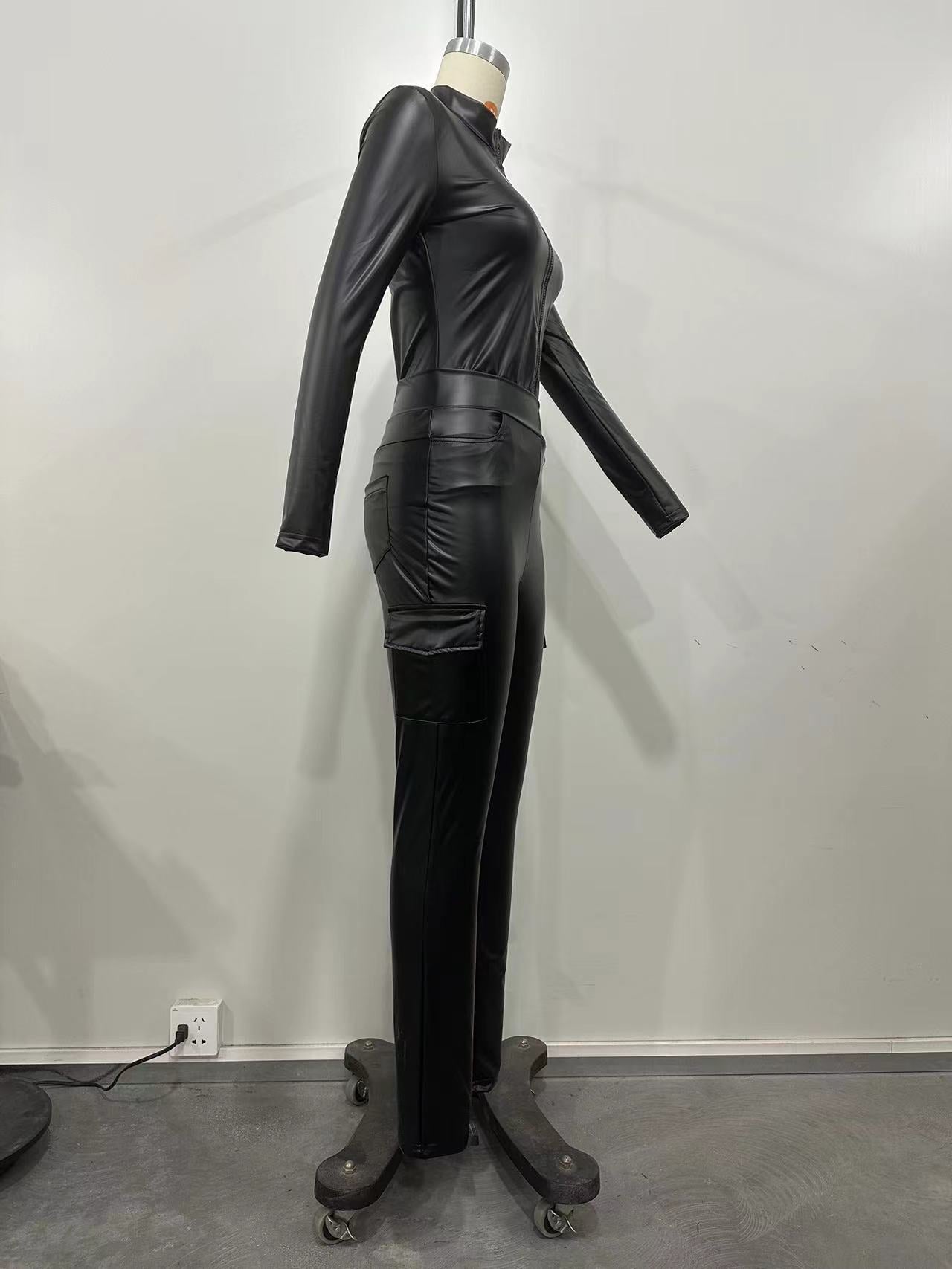 Women Solid Stretch PU-Leather Zipper Top and Pant Two-piece Set 10