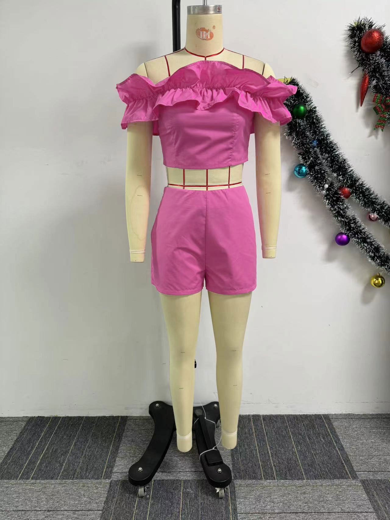 Sexy Ruffled Off Shoulder Top Slim Waist Shorts Two-Piece Set 4