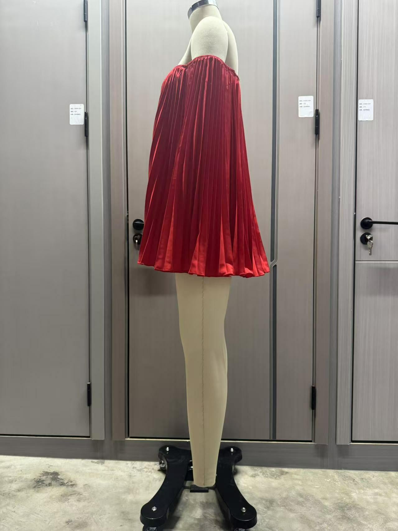 Women Summer Pleated Off-Shoulder Top and Shorts 2-Piece Set 30