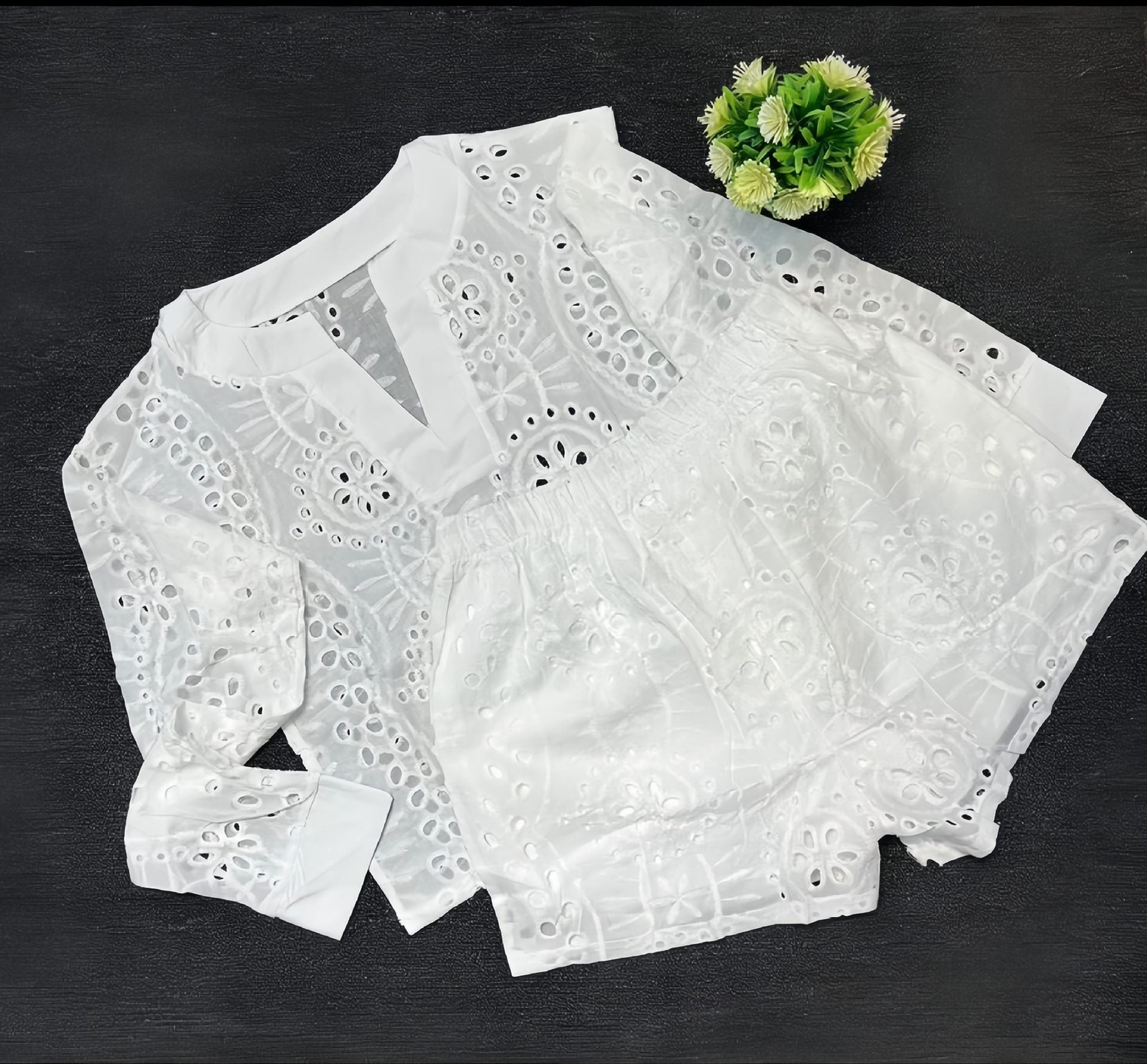 Women's spring solid color long sleeve v-neck top Slim Waist shorts Casual two-piece set 5