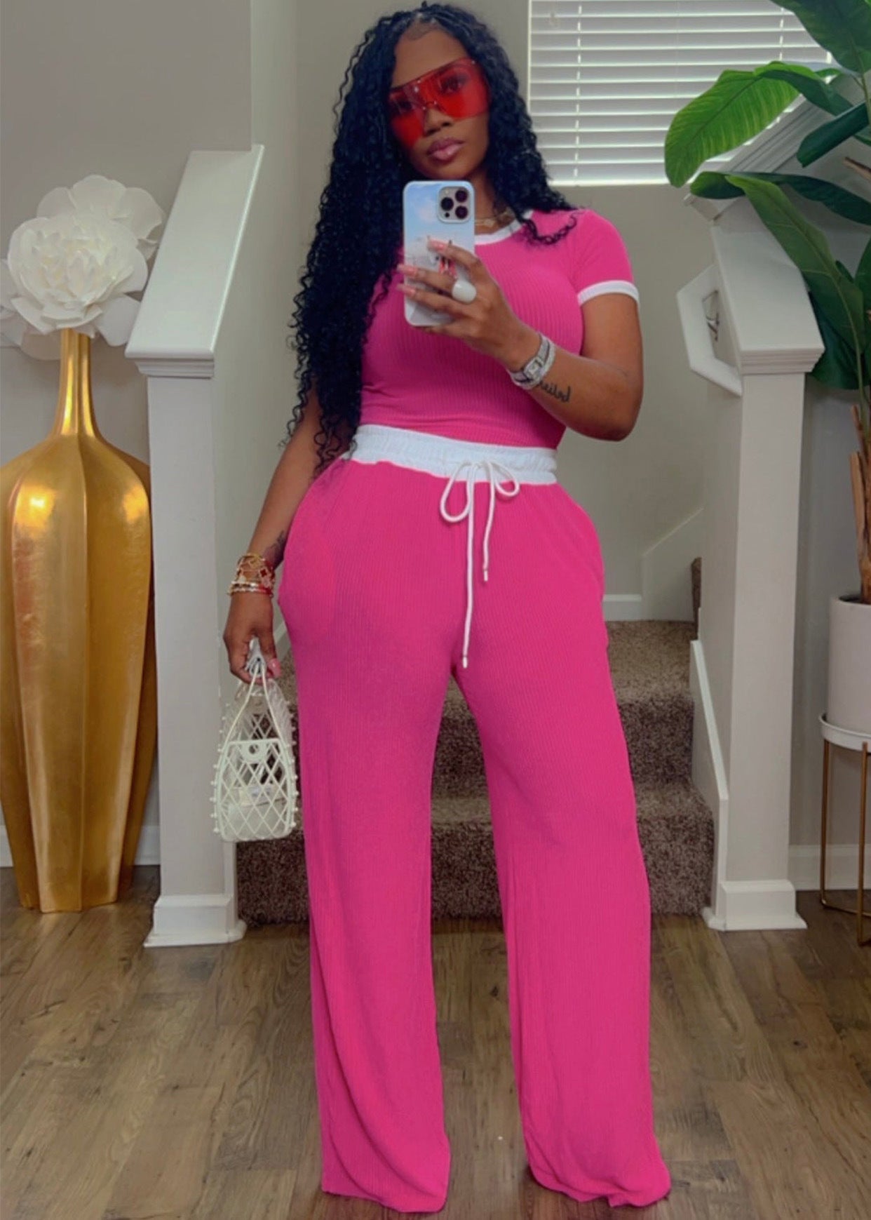 Women's Casual Street Contrast Color Round Neck Short Sleeve Two Piece Pants Set 4