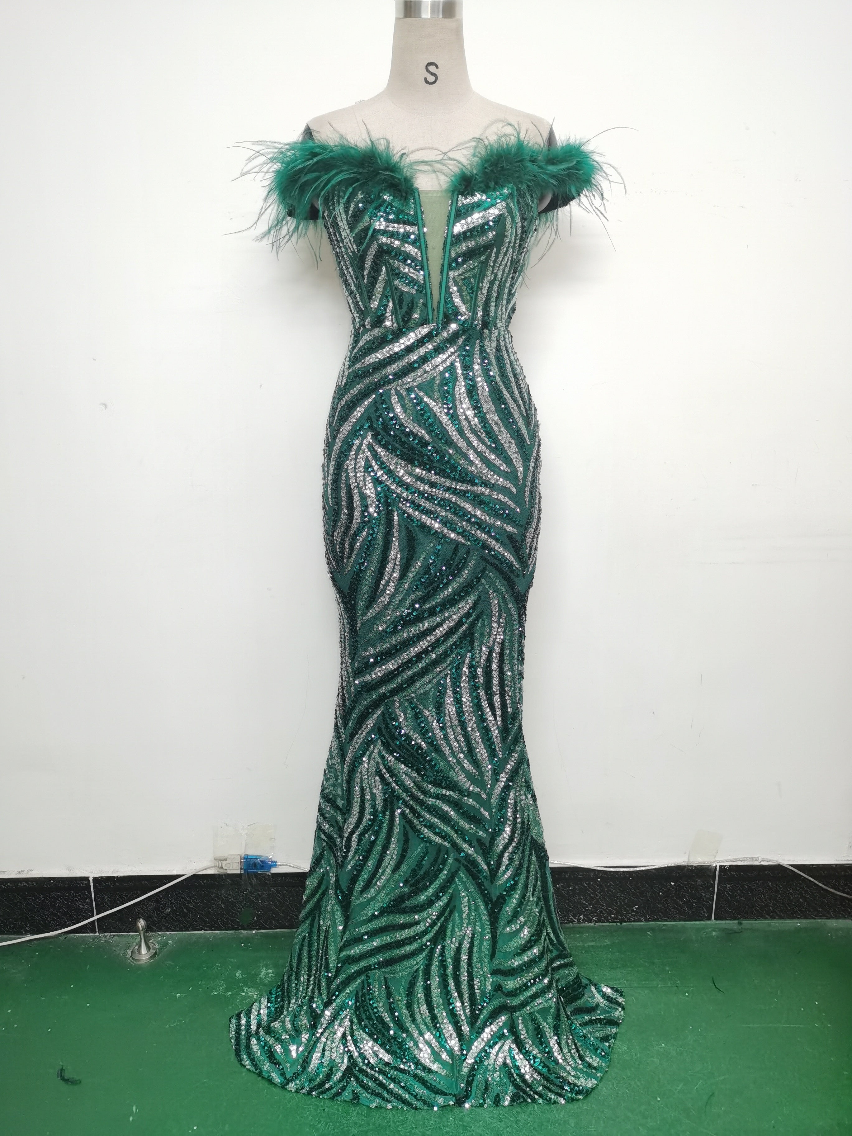 Fishbone Slim Waist Off Shoulder Feather Sequined Evening Dress 17