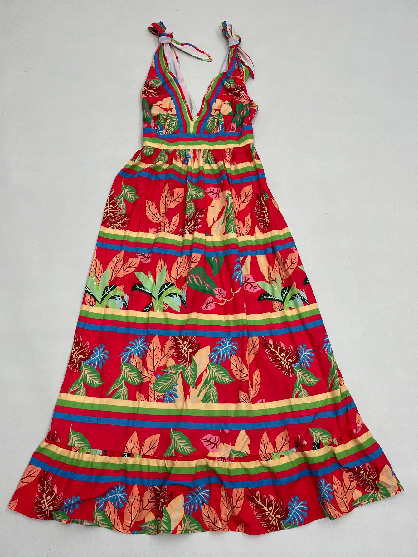 Plus Size Printed V-Neck Strap Maxi Dress 5