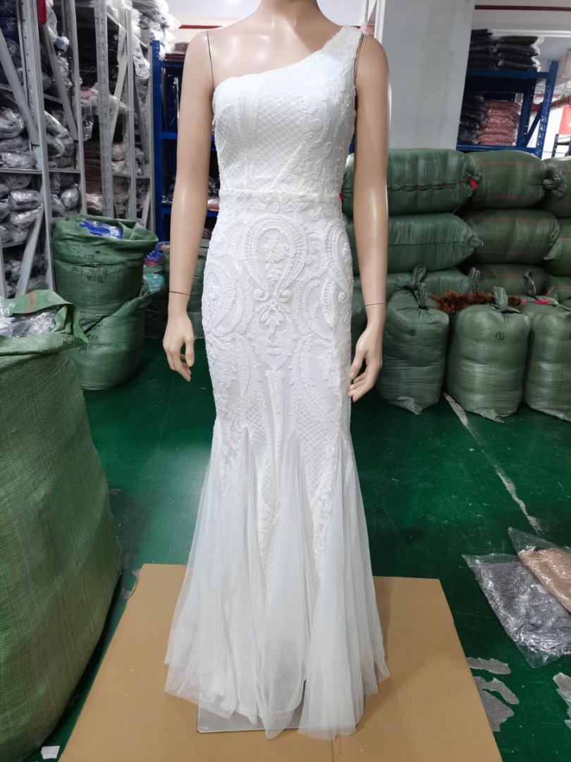 Luxury Sequin Mermail Women Formal Party Evening Dress Sexy Slash Shoulder Long Slim Bridal Gown 19