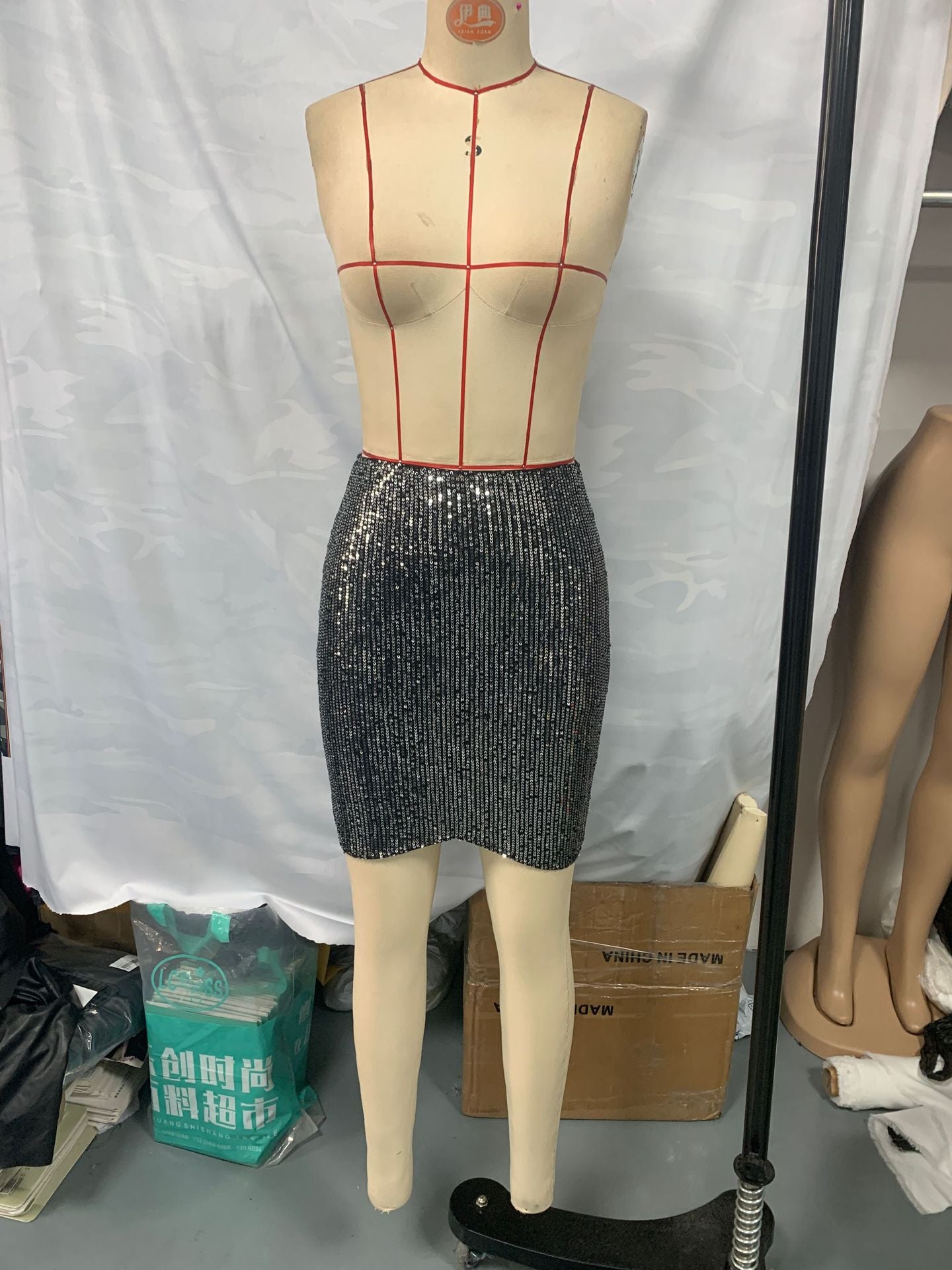 Women’s High-Waist Sequin Mini Party Skirt 10