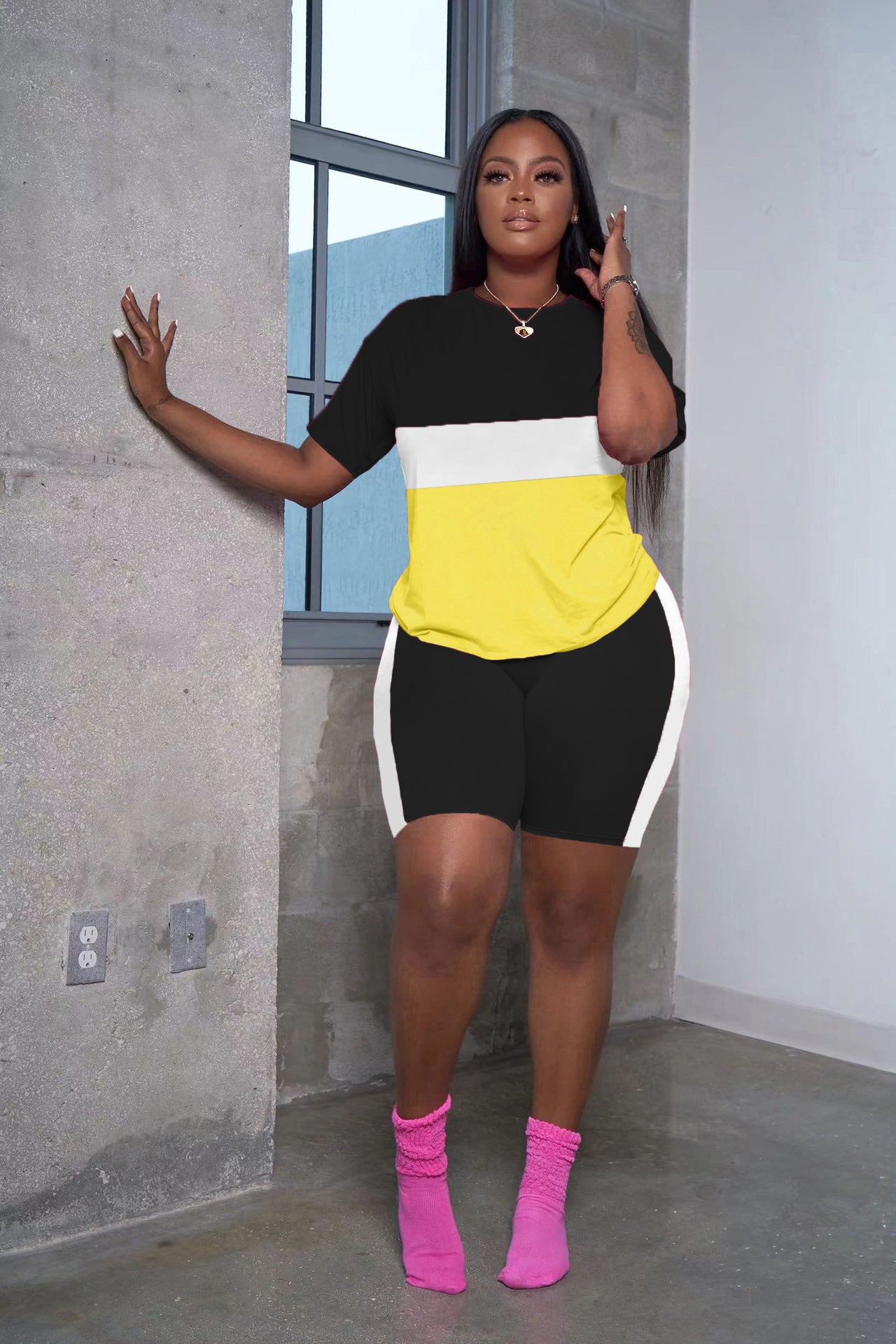 Women Color Block Short Sleeve Top and Shorts Sport Two-Piece Set