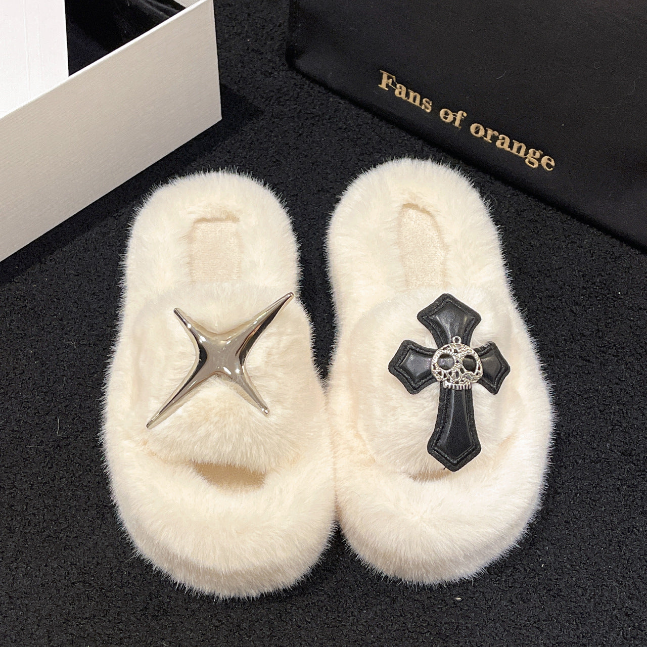 Women winter thick-soled Furry slippers 4