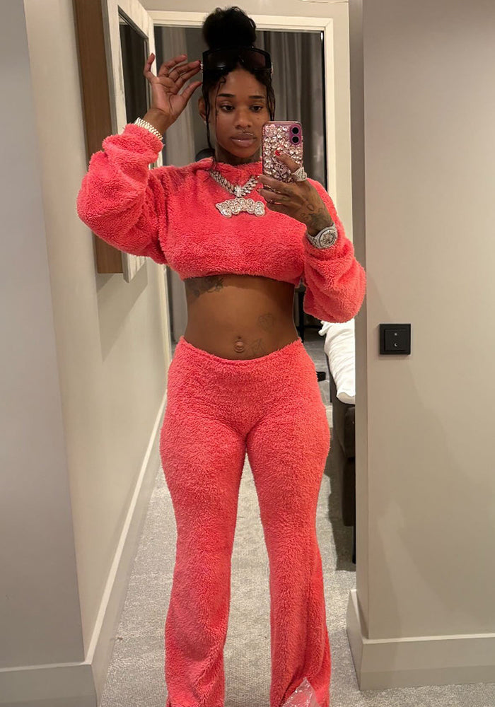 Women's Pink Plush Fashion and Comfort Two-Piece Pants Set