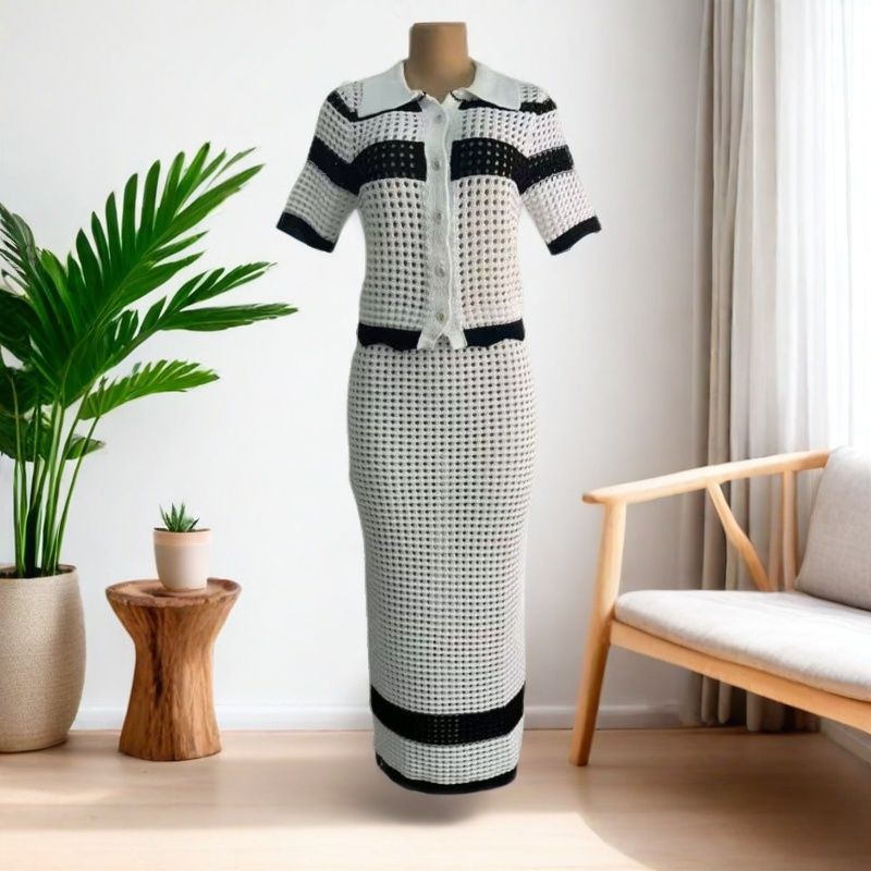 Color-Block Turn-Down Collar Knit Top Skirt Set