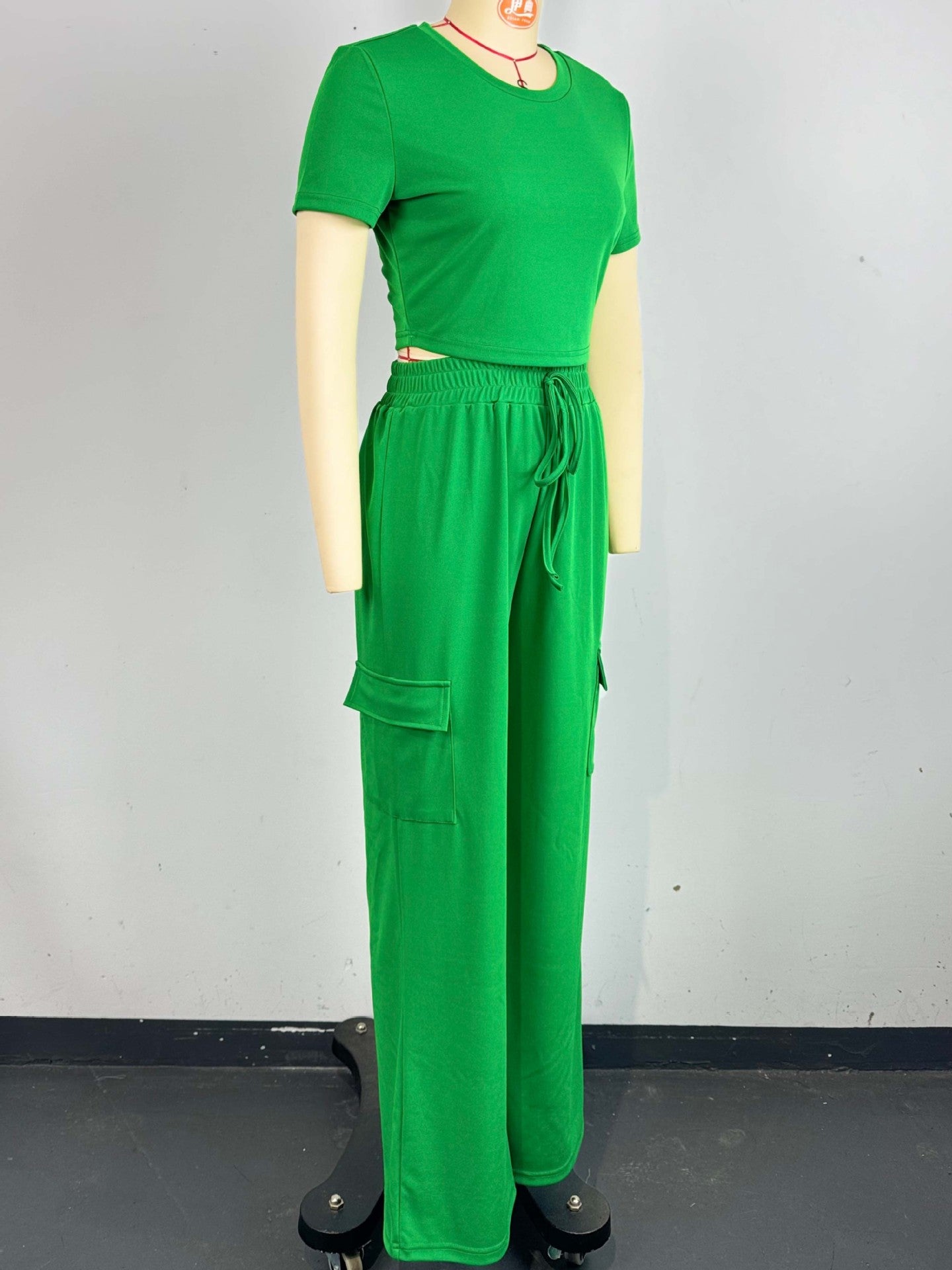 Women Casual Short Sleeve Top And Loose Cargo Wide Leg Pants Two-piece Set 9