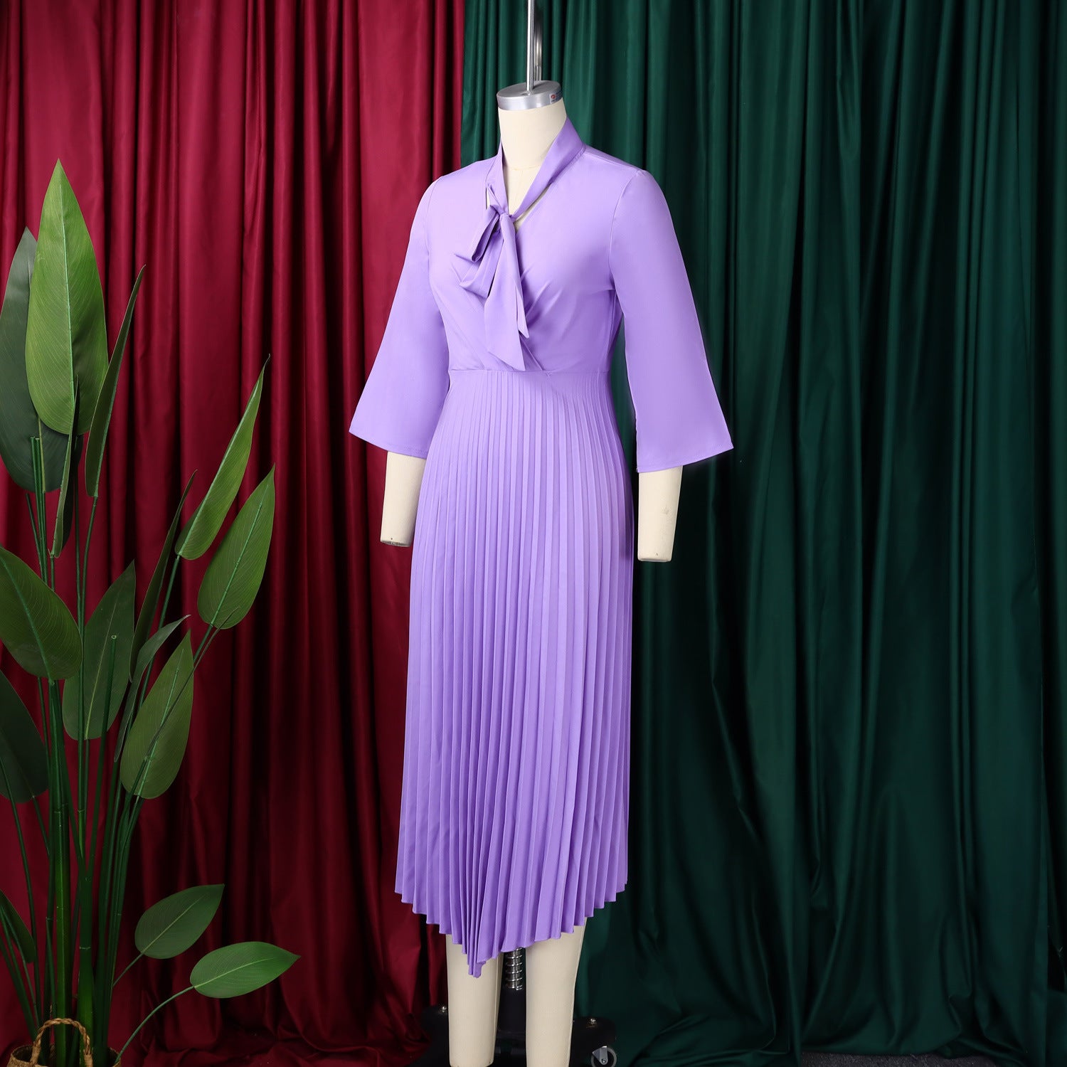 Women 3/4-sleeve tie dress with irregular pleats 10
