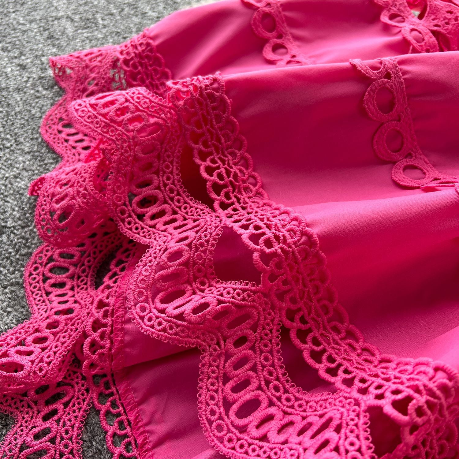 Women Vintage French Elegant Cutout Lace Patchwork Sleeveless Dress 25