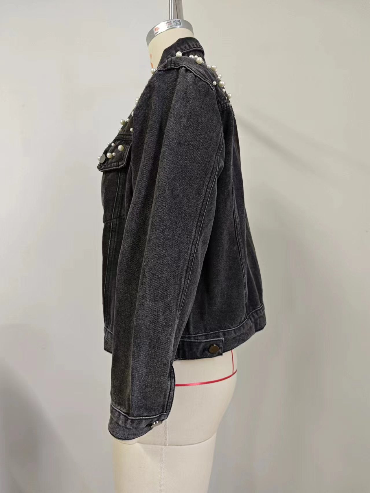 Women Washed Crop Long Sleeve Denim Jacket 20