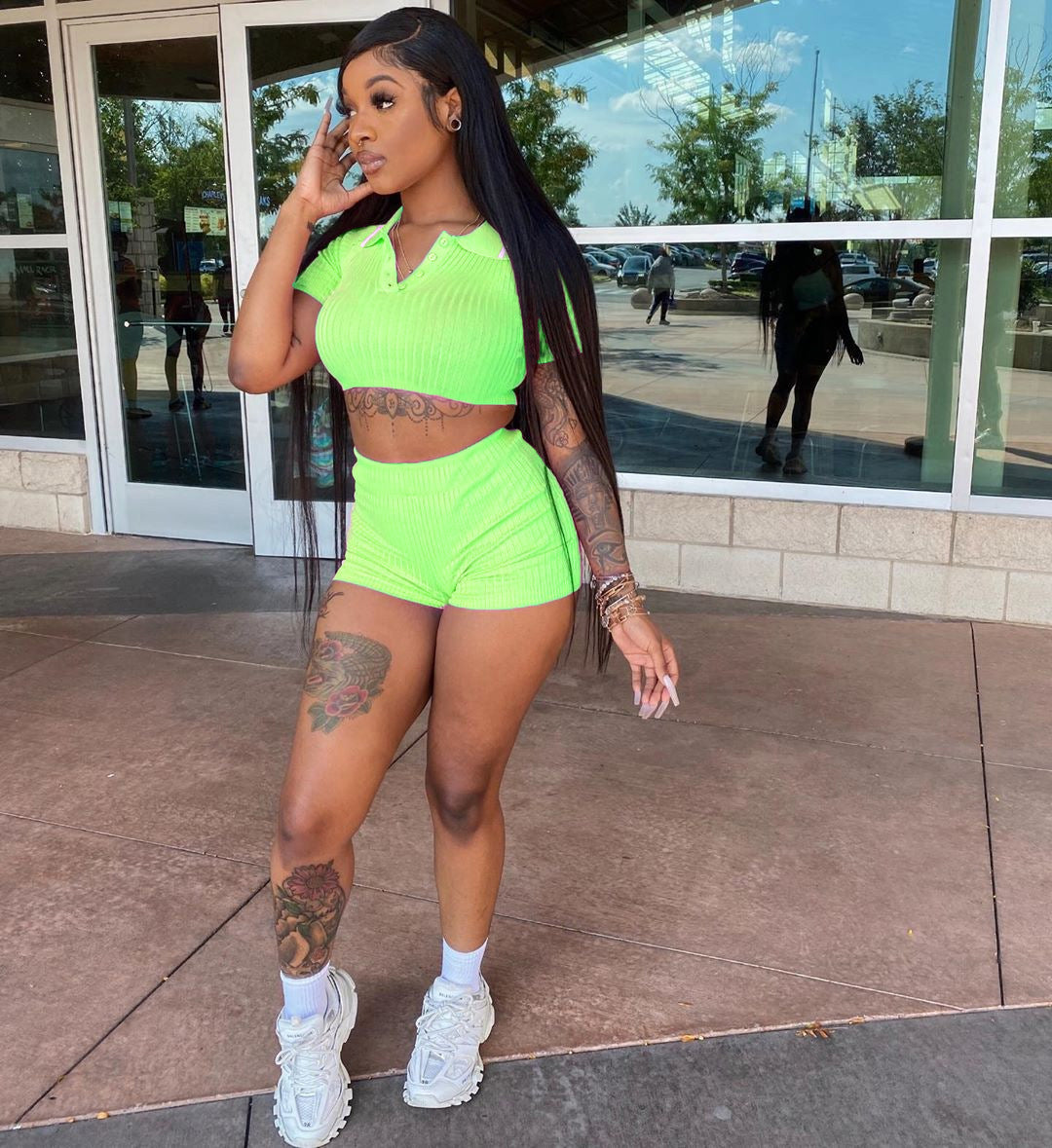 Women's Sports Casual Cropped Top Shorts Solid Color Two-piece Set 3