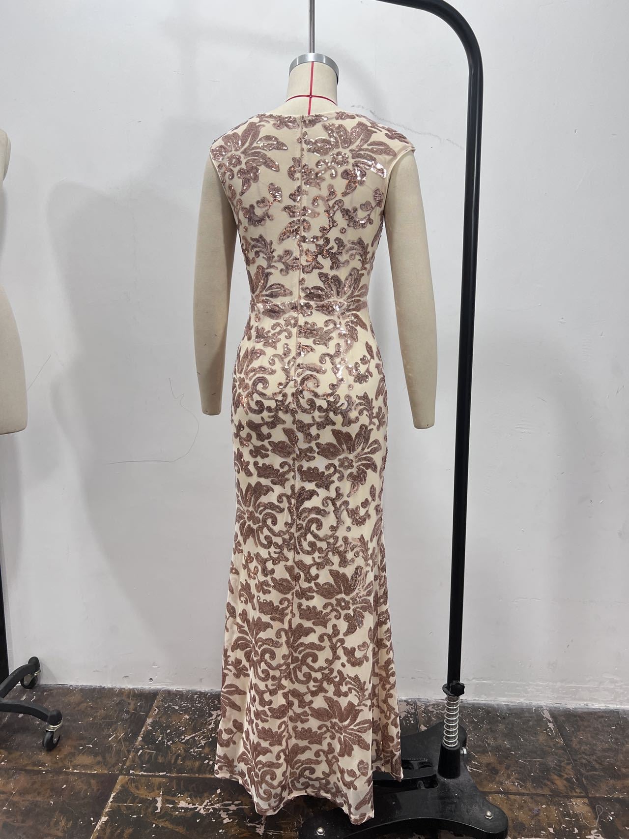 Fashion Sexy Sleeveless Low Back Party Gown 7