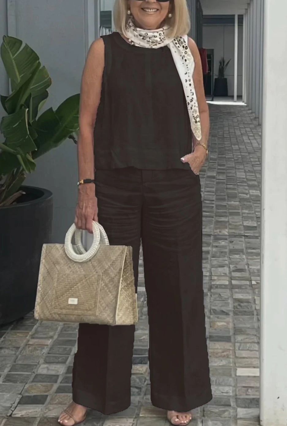 Summer Women's Linen Solid Color Sleeveless Top Wide-Leg Trousers Two-Piece Set 10