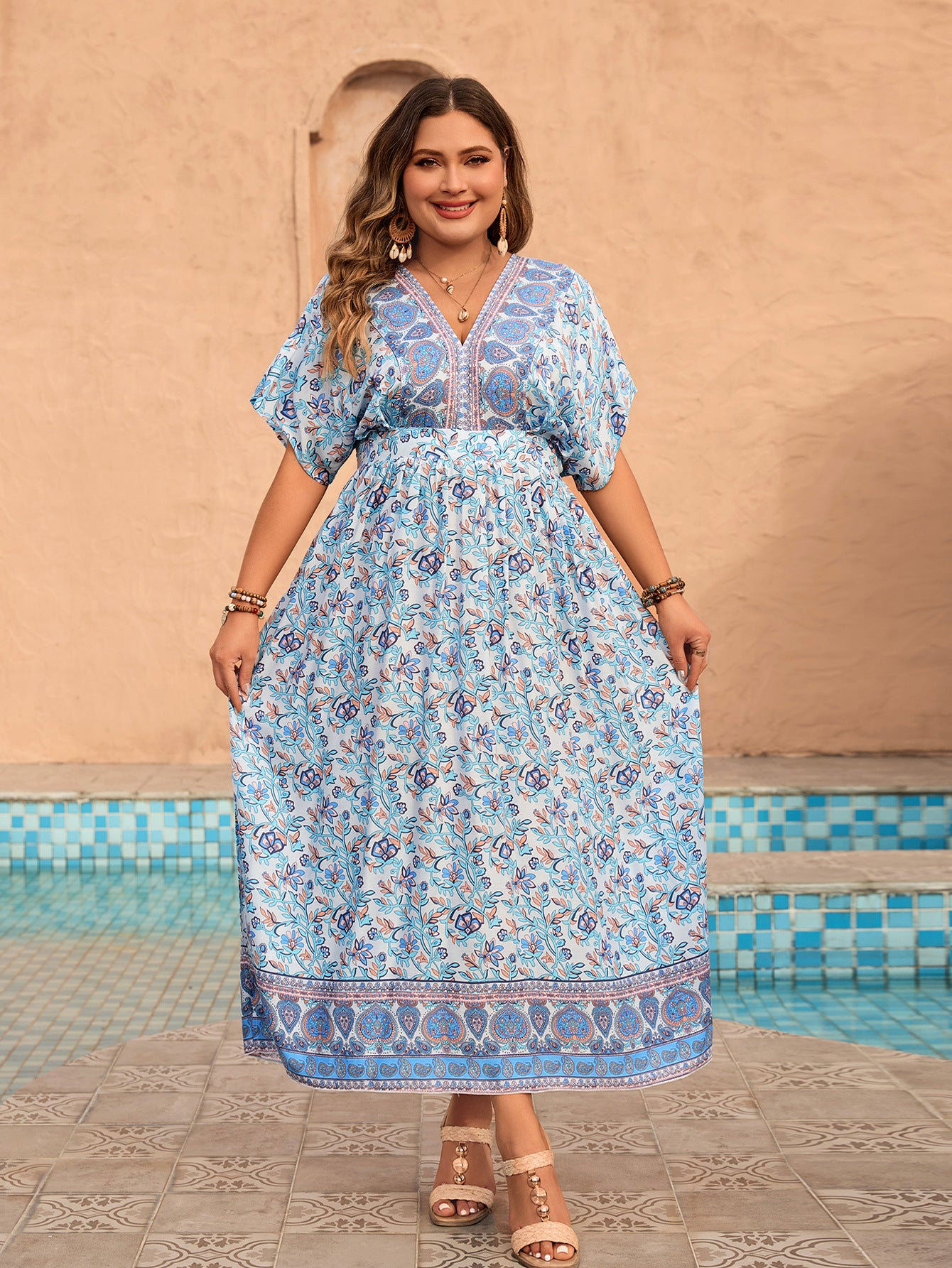 Plus Size Women Printed short-sleeved v-neck maxi dress