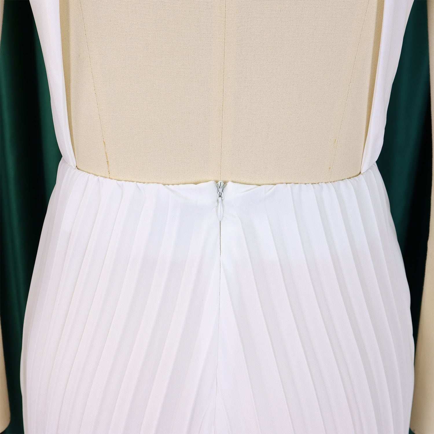 Summer Fashion Sexy Chain Halter Neck Sexy Low Back High Waist Wide Leg Pleated Jumpsuit 21