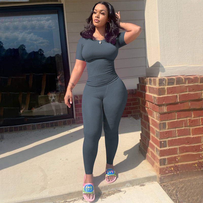 Women Sexy Solid Short Sleeve Top and Pant Two-piece Set 4