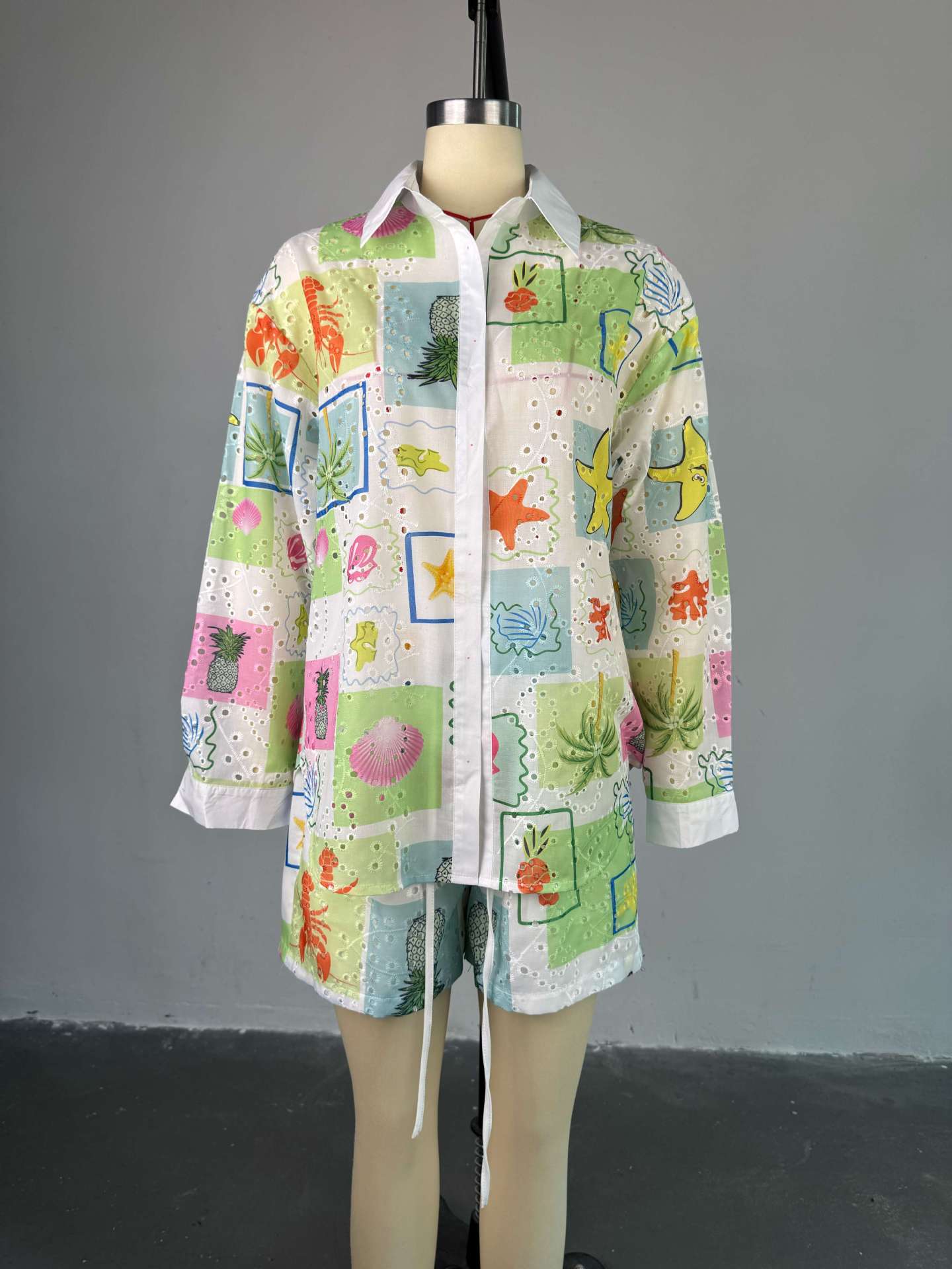Women Summer Print Hollow Turndown Collar Long Sleeve Shirt and Shorts Casual Two-piece Set 5
