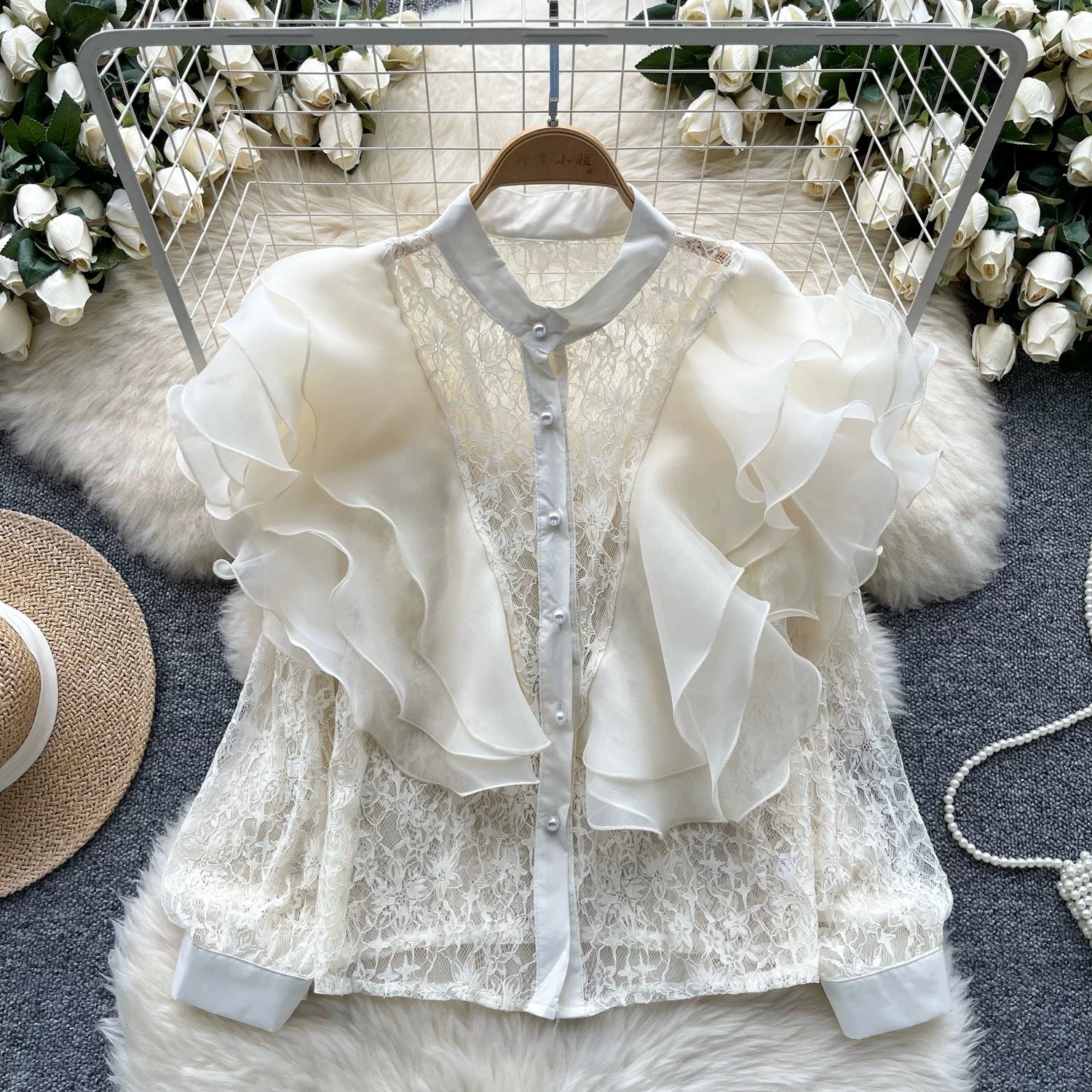 Luxury Ruffles Patchwork Round Neck Pearl Single-Breasted Lace Crop Top 9