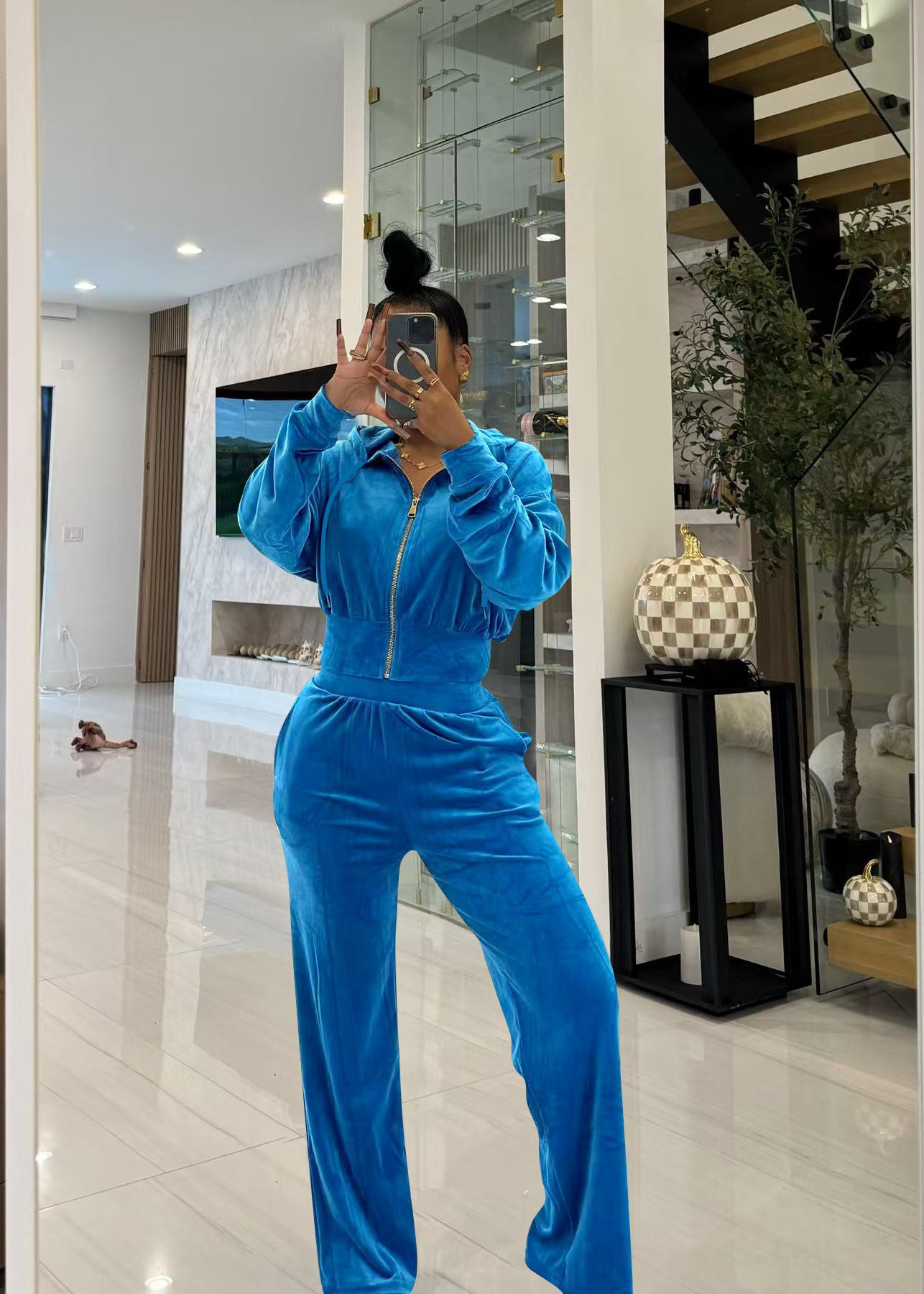 Women's Fashion Casual Velvet Hooded Two-Piece Pants Set 3