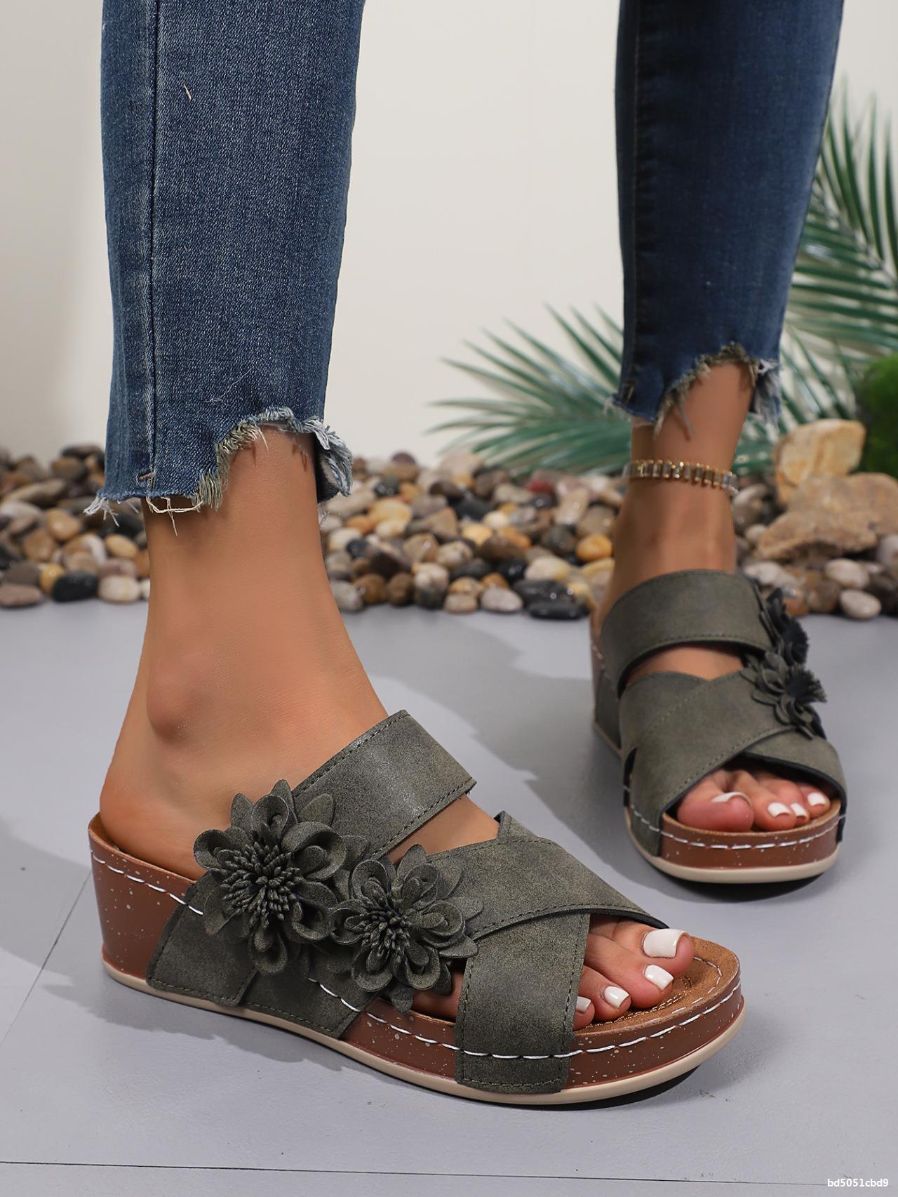 Spring Summer Plus Size women's wedge heel open toe outdoor wear slippers 10