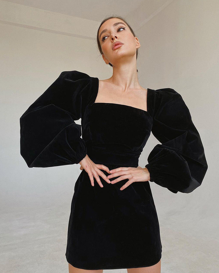 Autumn and winter black velvet dress women's fashion square neck puff sleeves Bodycon dress 3