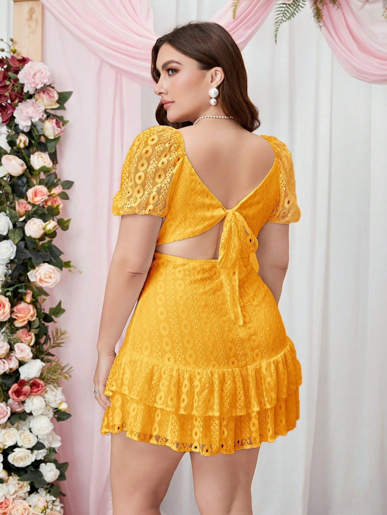 Plus Size Women Summer Short Sleeve V-neck Hollow Puff Sleeve Dress 18