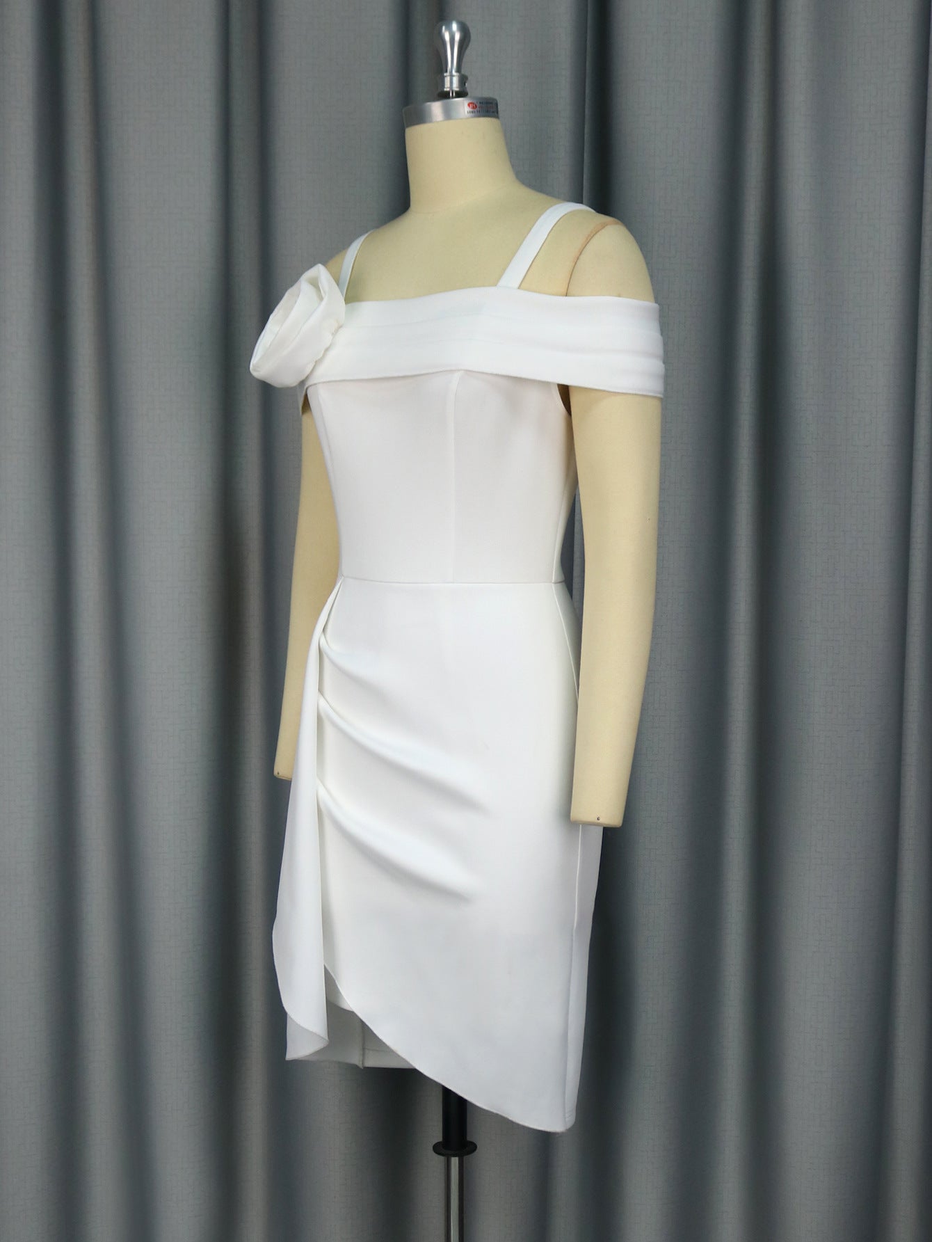 Fashionable Flower-Embellished Formal Party Off-Shoulder Bodycon Dress 9