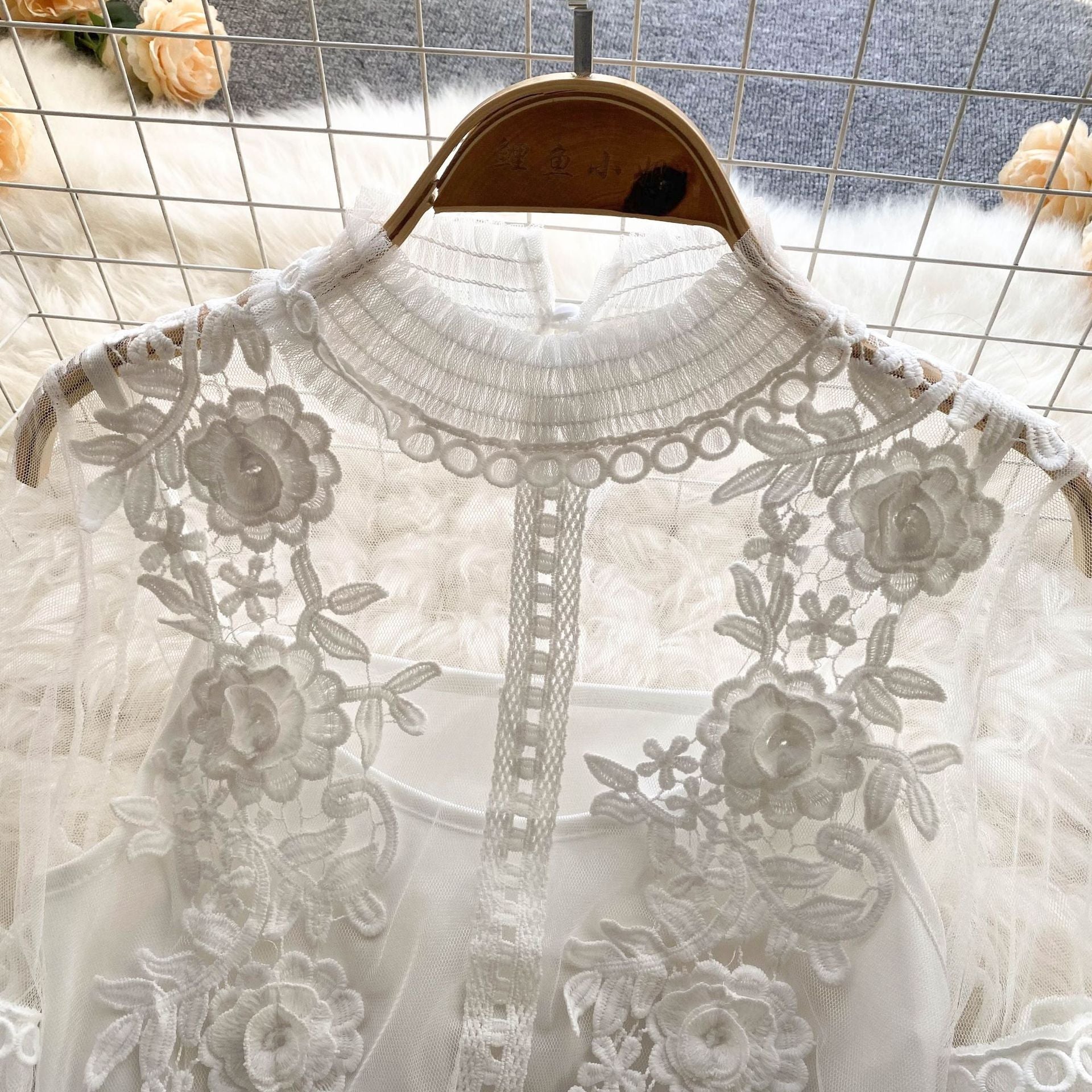 Women Flowers See-Through Mesh Lantern Sleeves lace crop Top 21