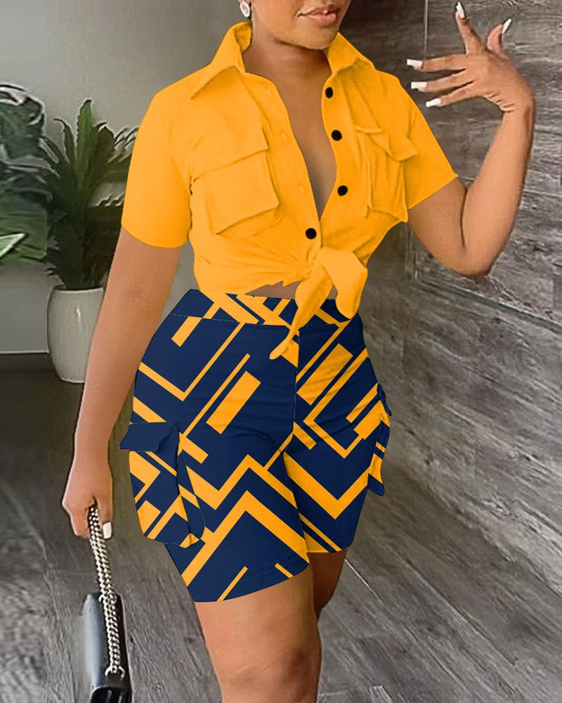 Women Summer Turndwon Collar Pocket Top And Print Shorts Two-Piece Set 14
