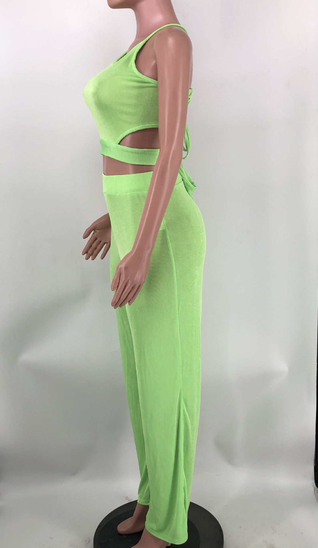 Women Halter Neck Crossover Crop Top andSolid Wide Leg Pants Two-Piece Set 18