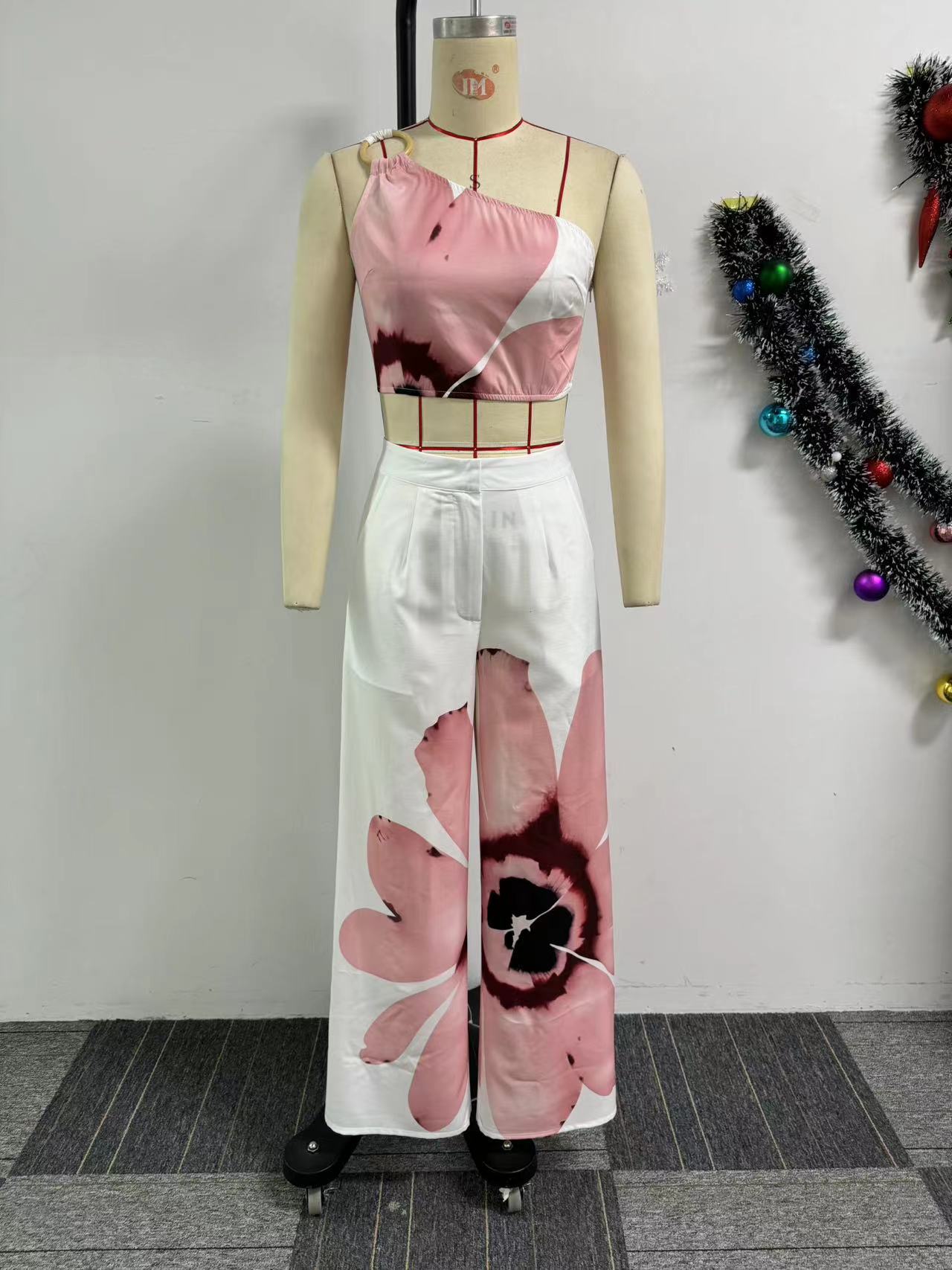 Printed One-Shoulder Top Slim Wide-Leg Pants Two-Piece Set 9