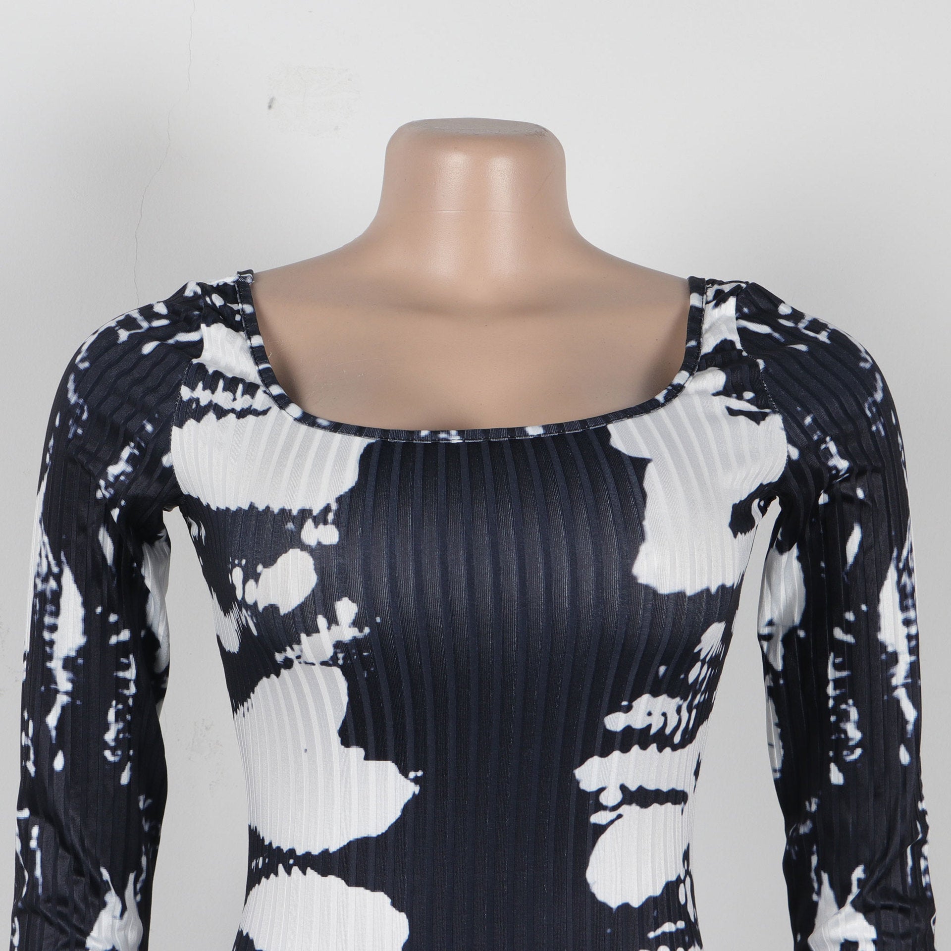 Sexy Printed Back Slit Tight Fitting Bodycon Dress 27