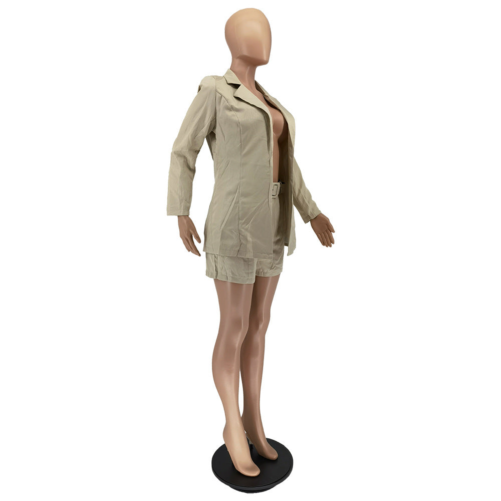 Women Solid Blazer and Shorts Two-Piece Set with Belt 30