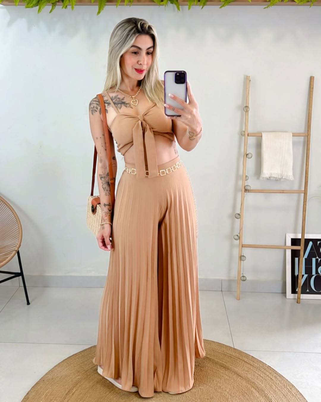 Women's Fashion Strappy Vest & Pleated Loose Wide-Leg Pants Set 10