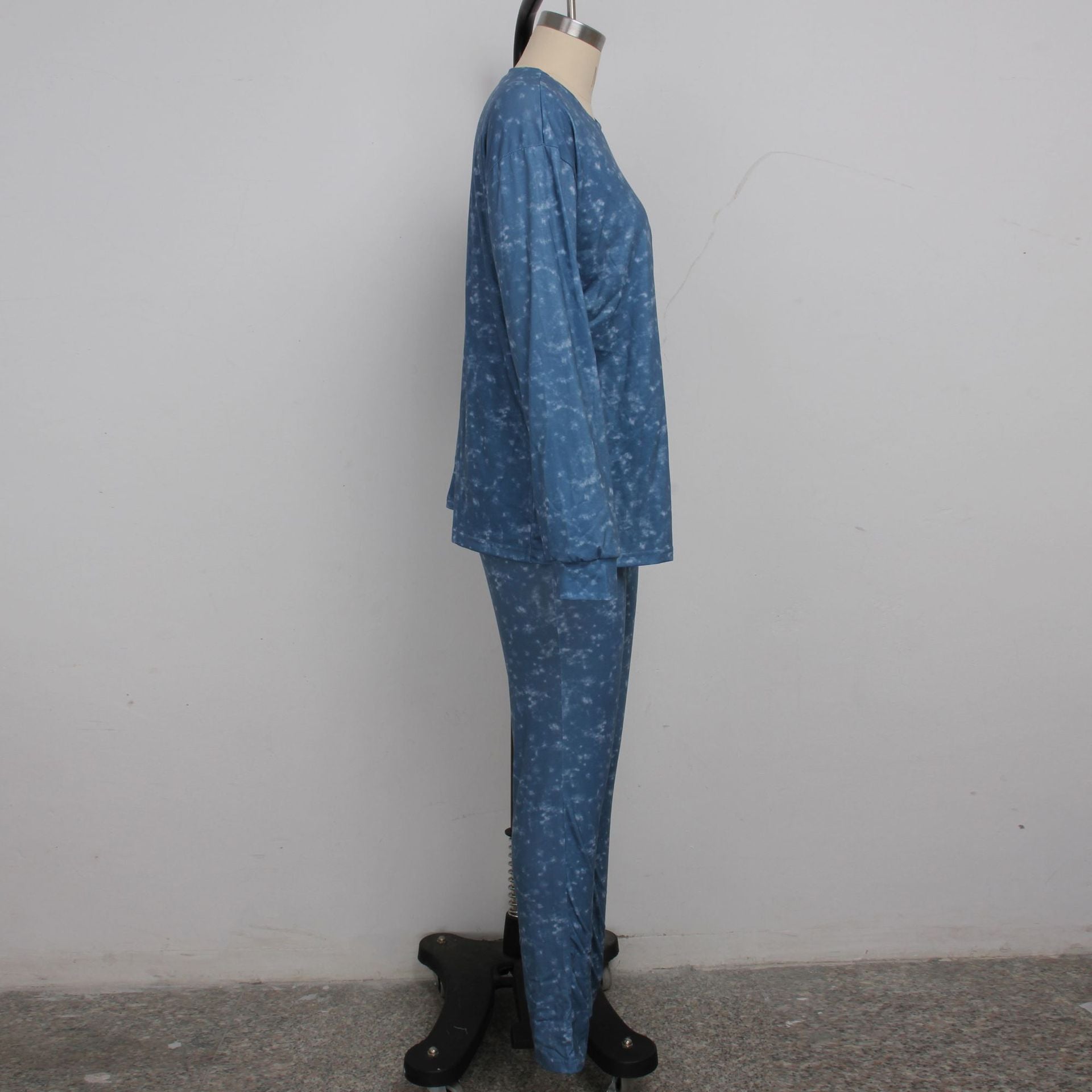 Women's Casual Fashion Casual Round Neck Long Sleeve Two-Piece Pants Set 11