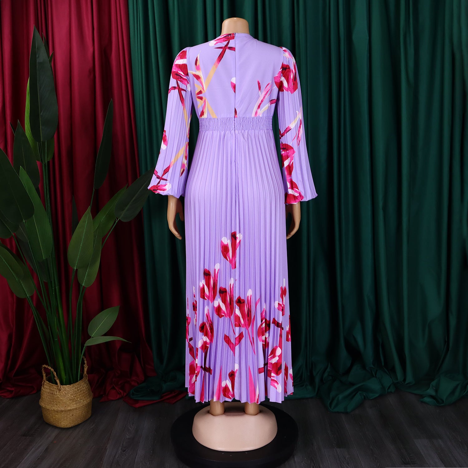 Women's V-Neck Long Sleeve Printed Pleated Chic Long Dress 12