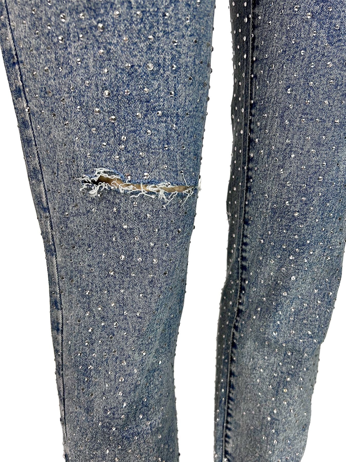 Women Beaded Pocket Ripped Denim Pants 10