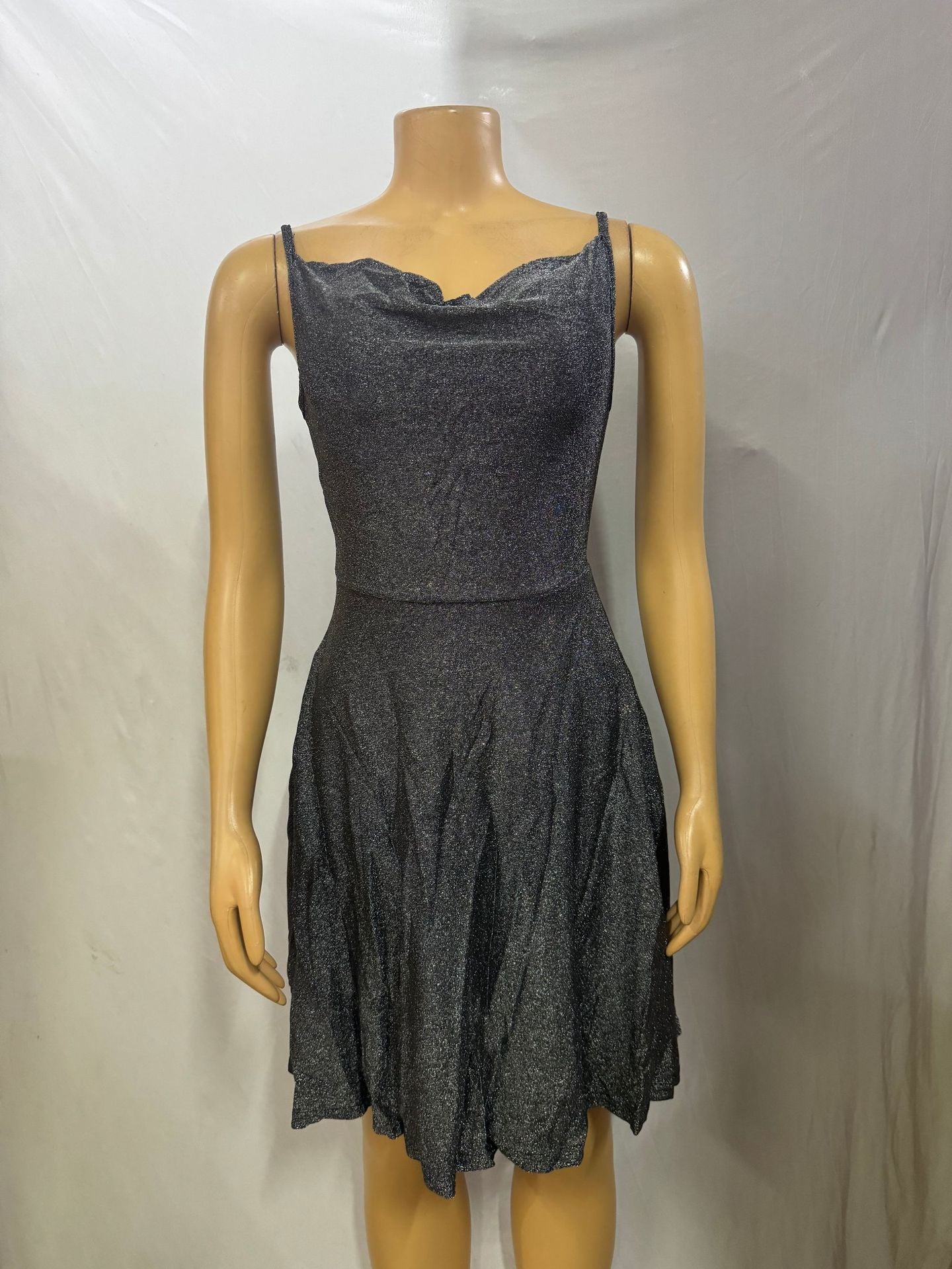 Women Solid Suspender Sexy Backless Dress 3