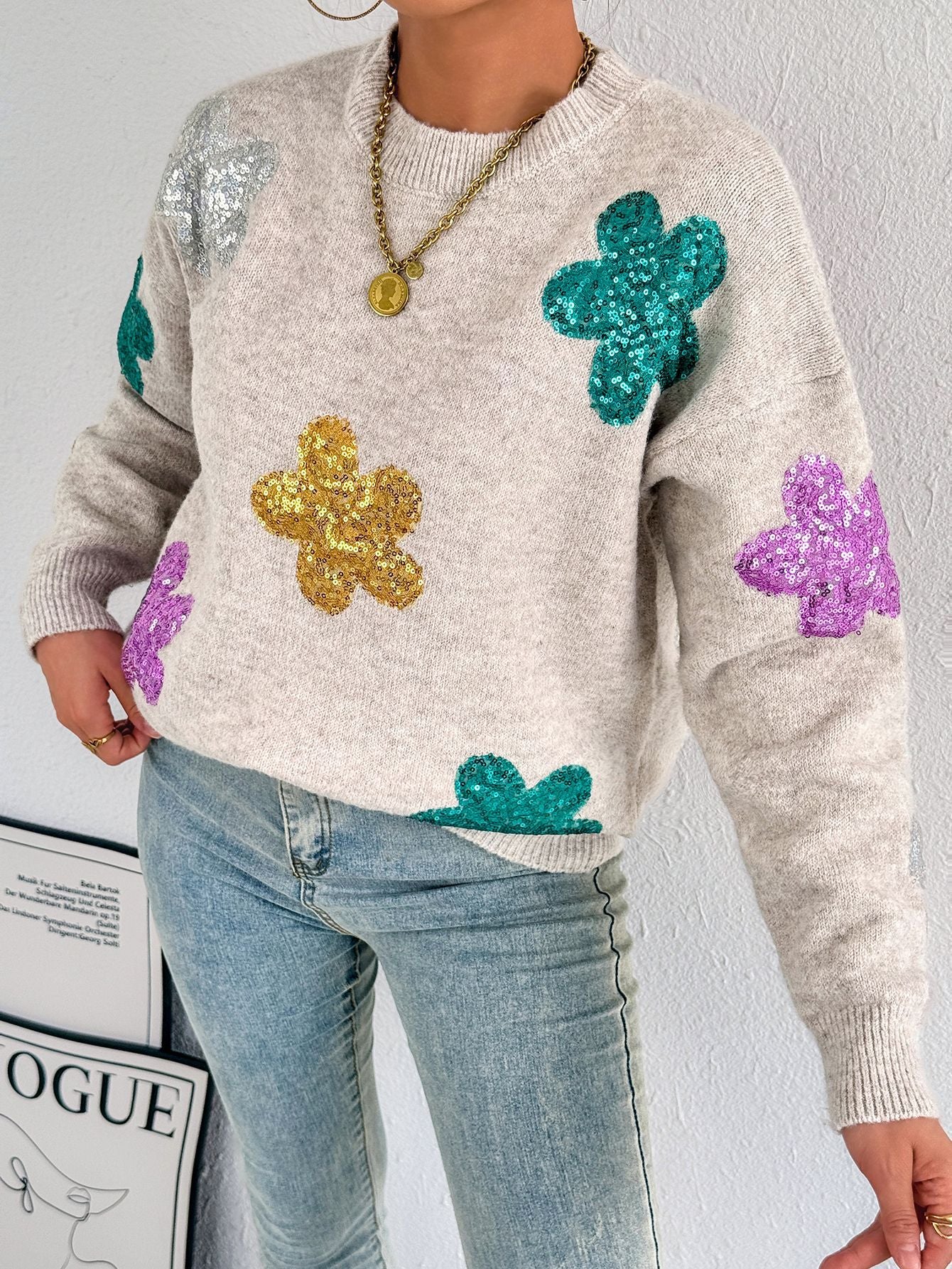 Women autumn/winter multi-color flower sequin embroidery round-neck long-sleeved sweater 5