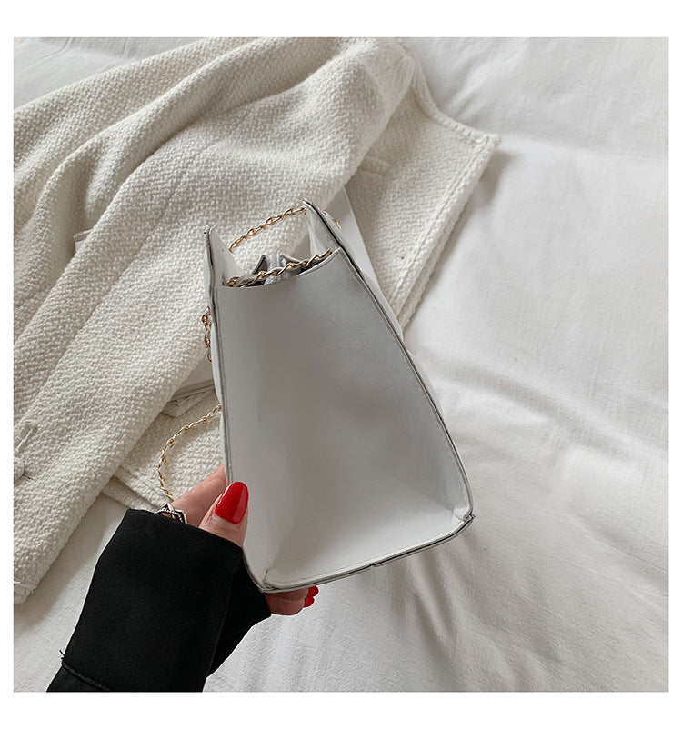 Women Retro Chain Solid Shoulder Bag 47