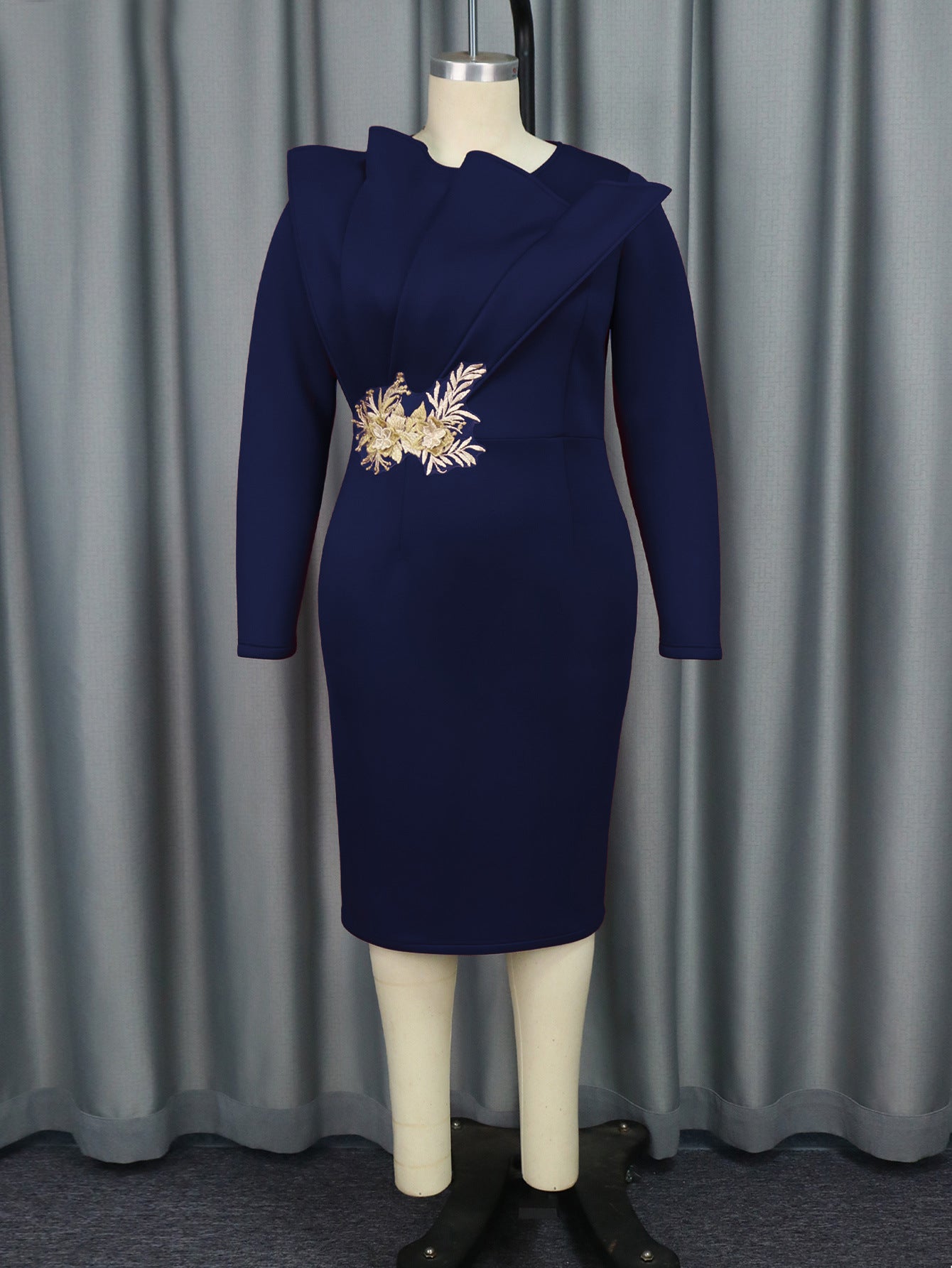 Plus Size Women embroidered long-sleeved Formal Party dress 8