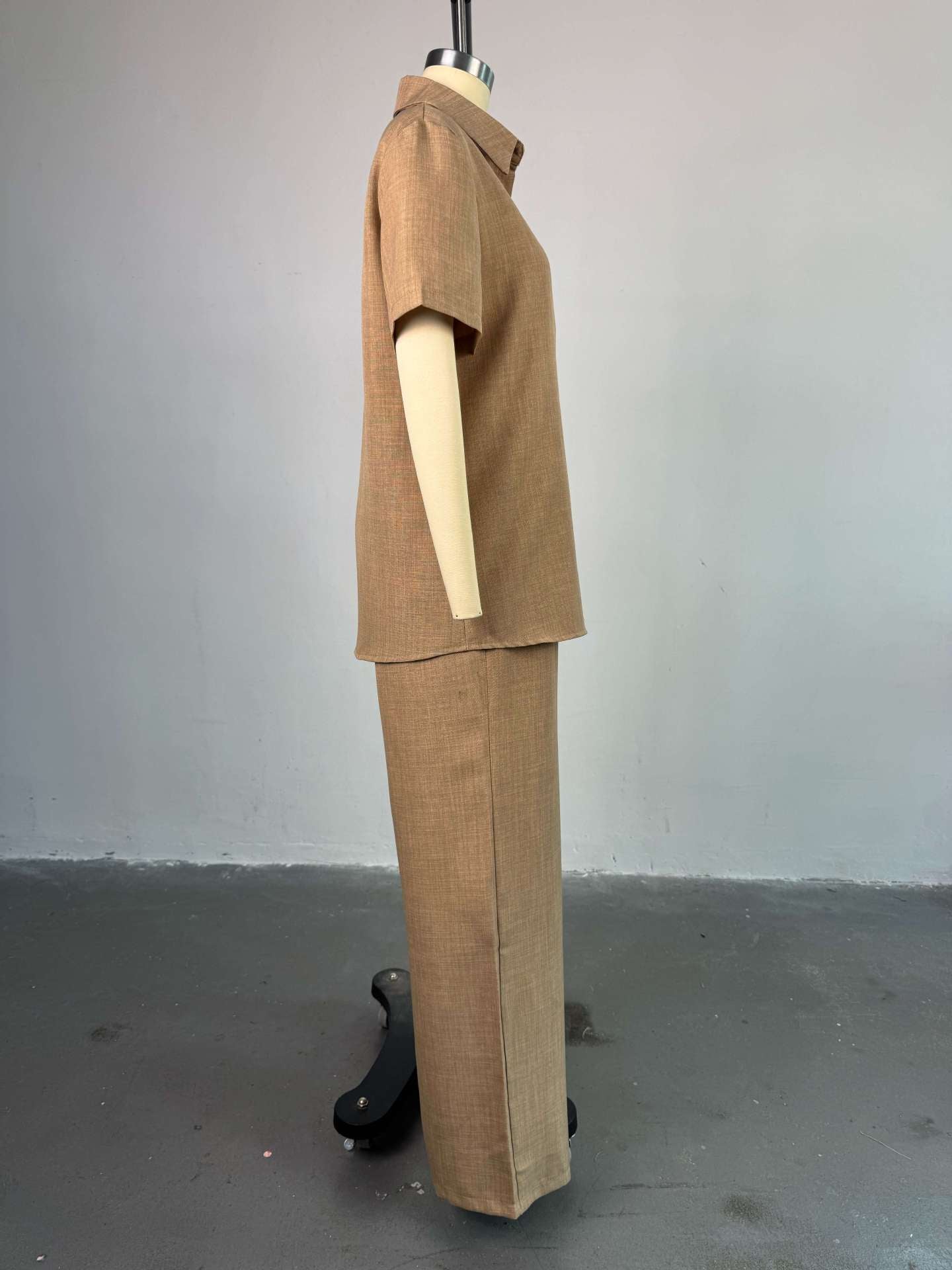 Women's Summer Casual Turndown Collar Loose Short Sleeve Shirt & Wide-Leg Pants Outfit 3