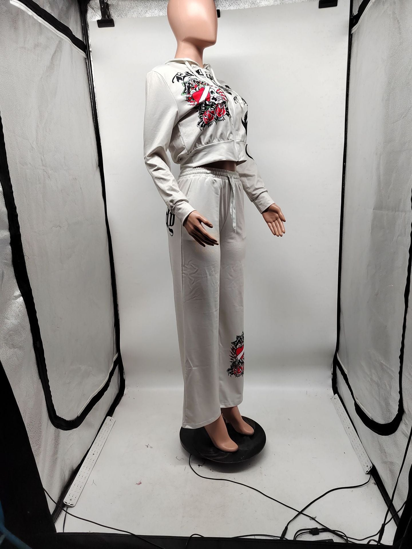 Women Autumn Casual Zipper Printed Top and Pant Two-piece Set 9