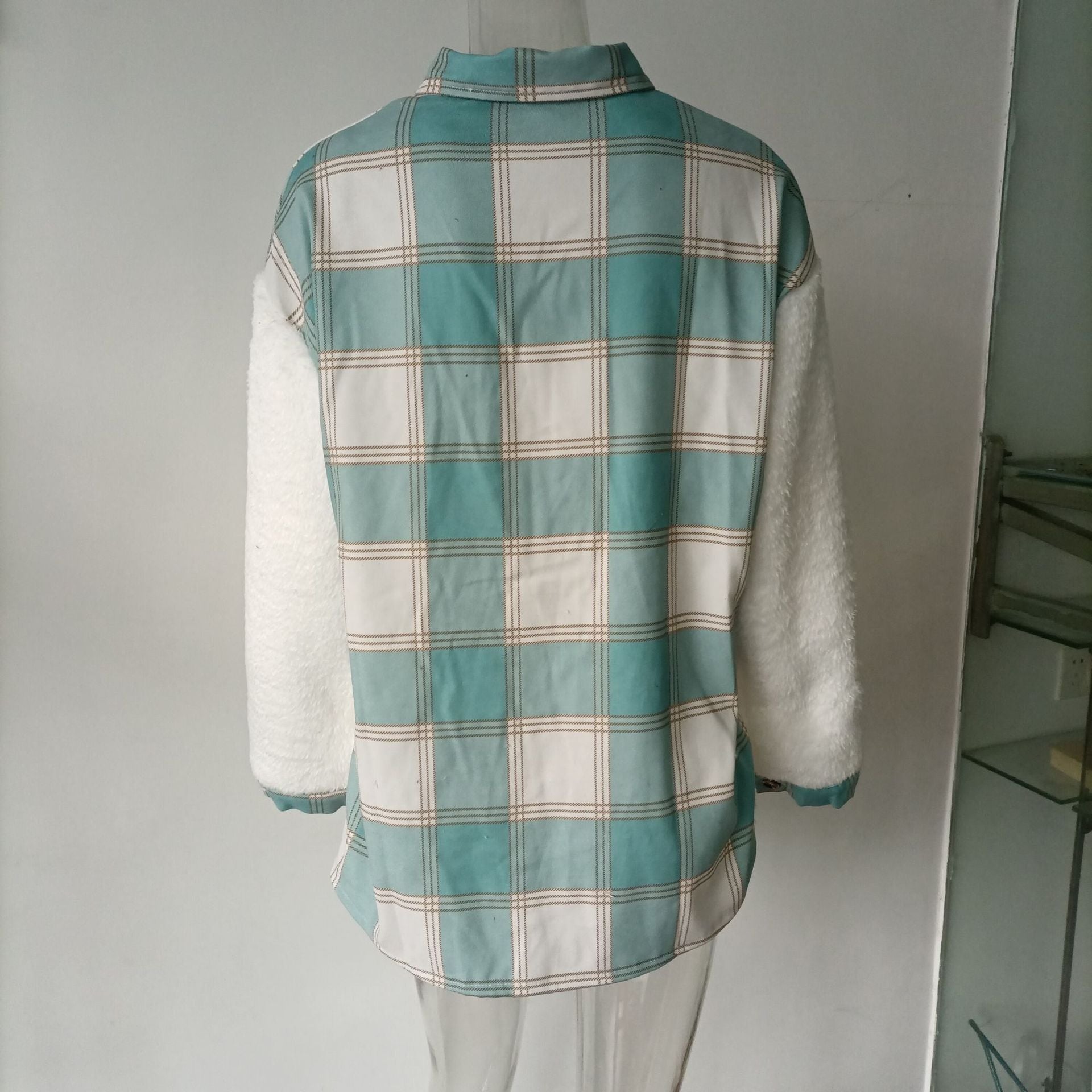 Women Turndown Collar Leopard Plaid Print Furry Patchwork Contrast Warm Long Sleeve Shirt 27