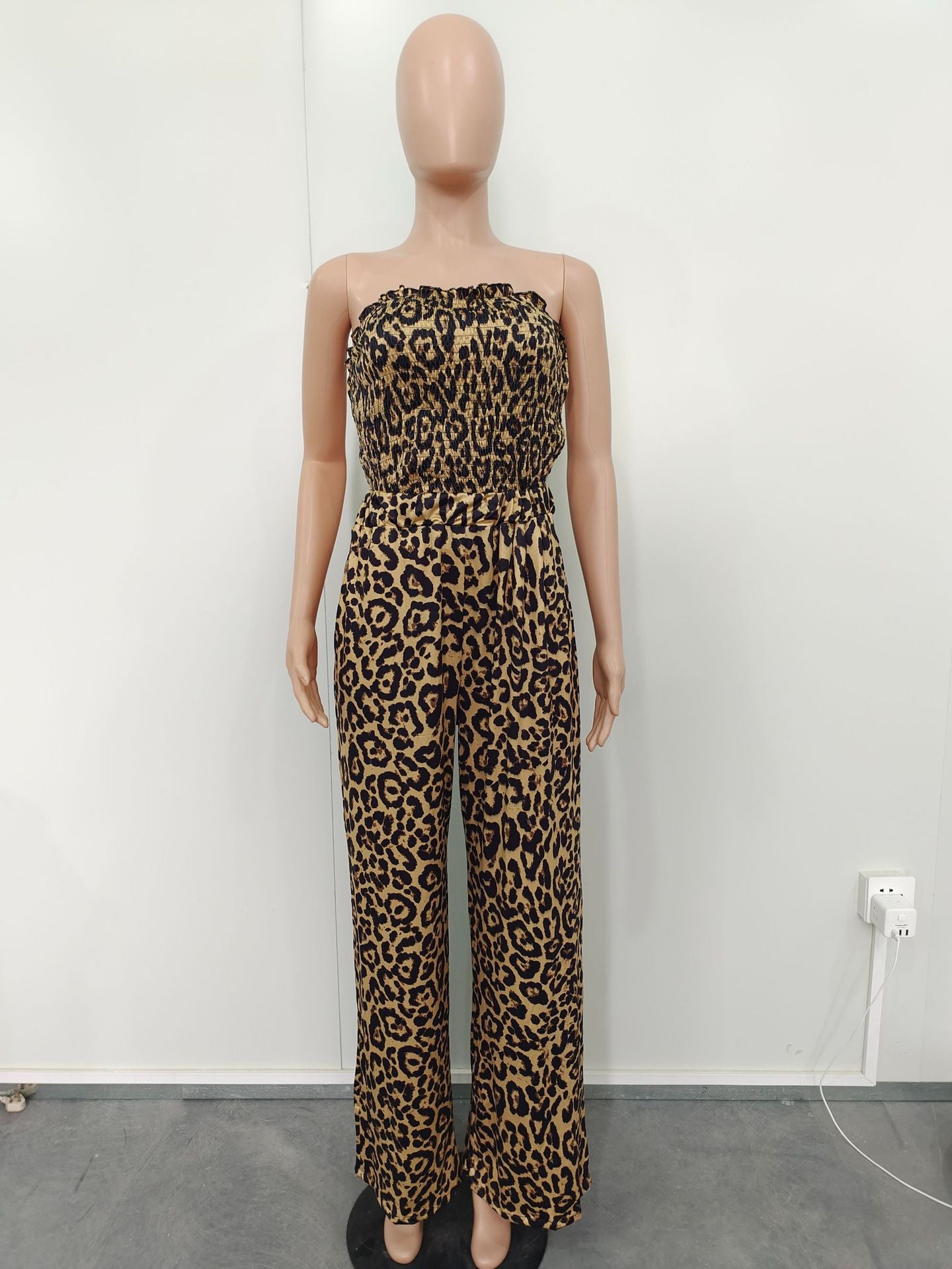 Leopard-print Patchwork wide-leg jumpsuit 9