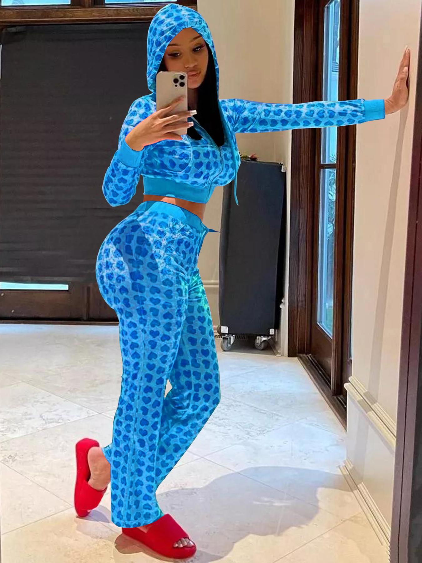 Women's Fashion Casual Velvet Valentine's Day Heart Print Two-Piece Pants Set 3